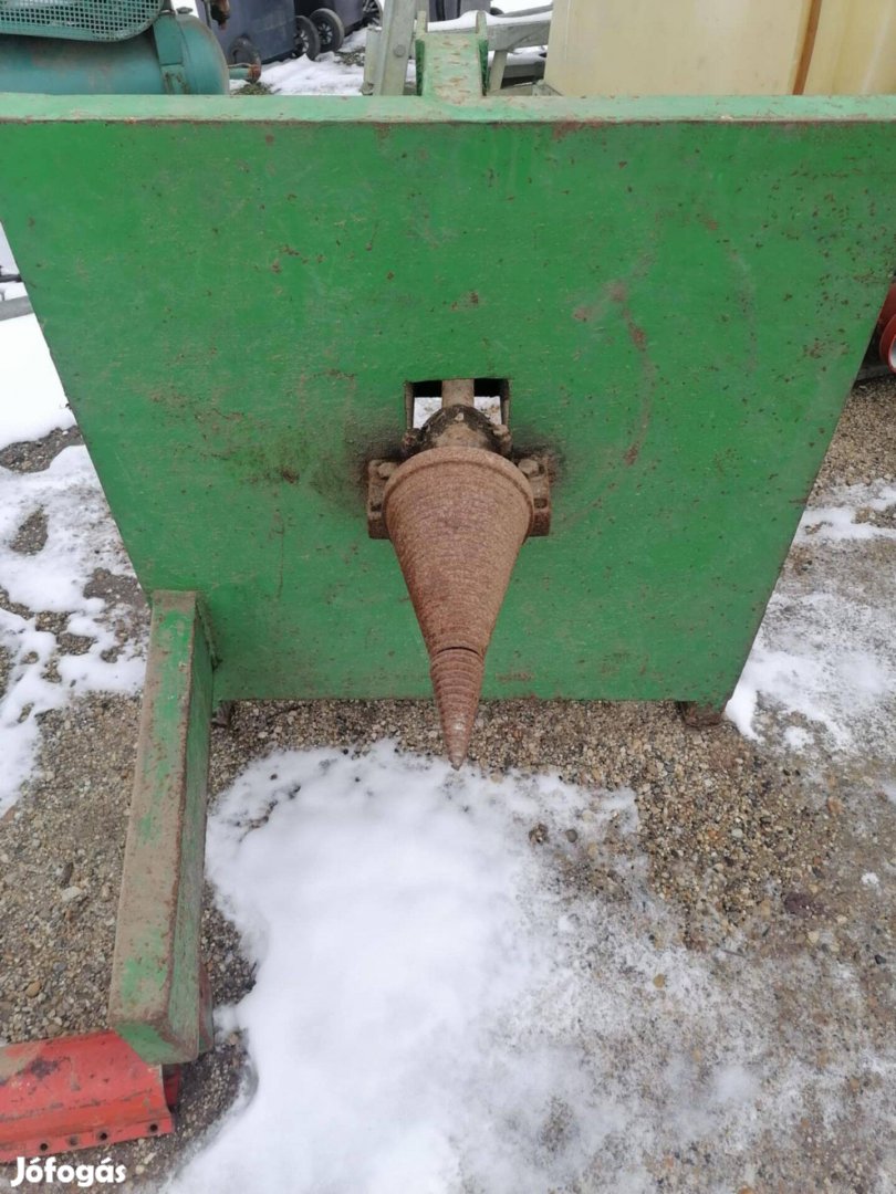 Kúpos fahasító kardán nélkül