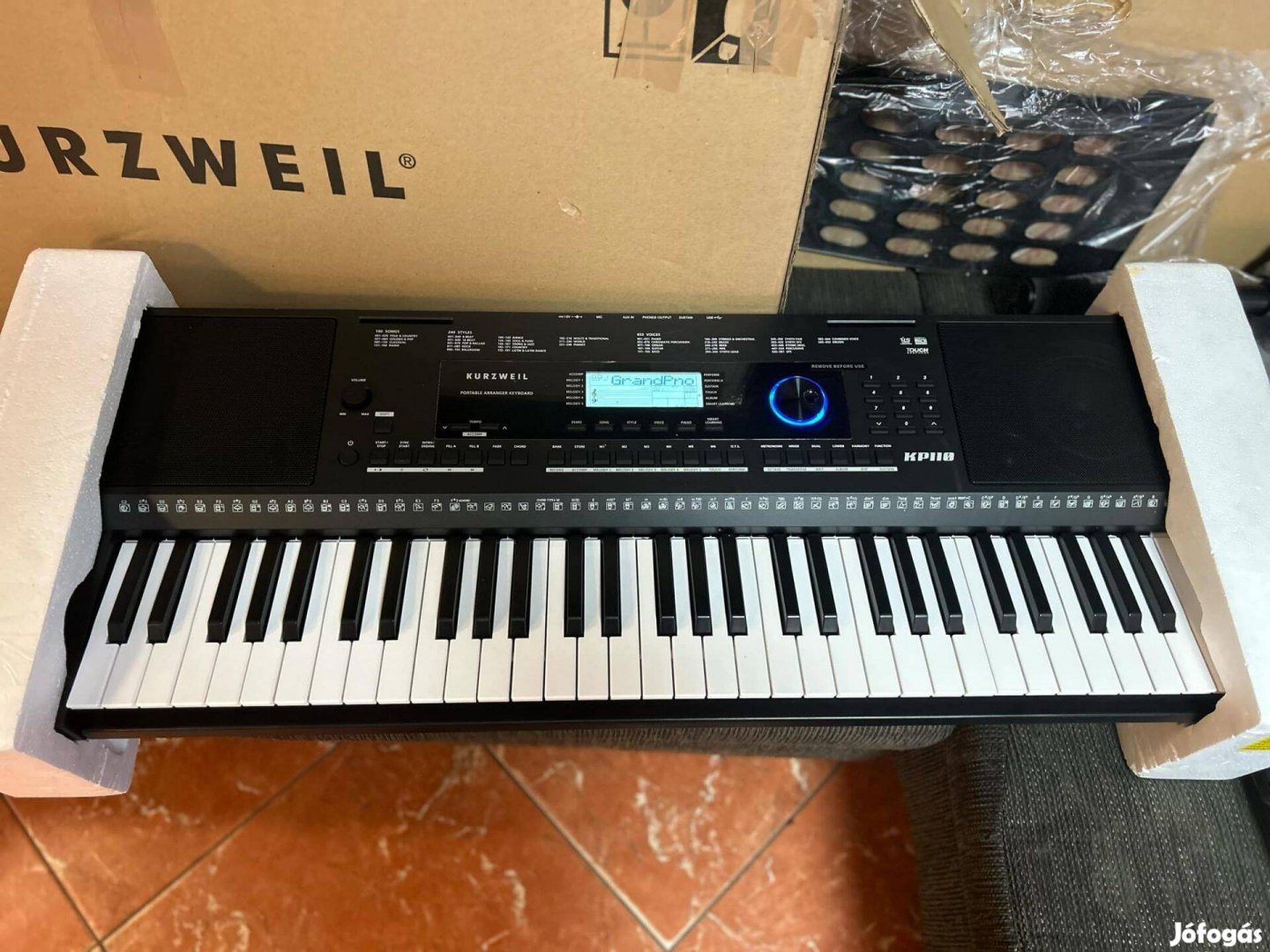 Kurzweil KP110 szintetizátor,új