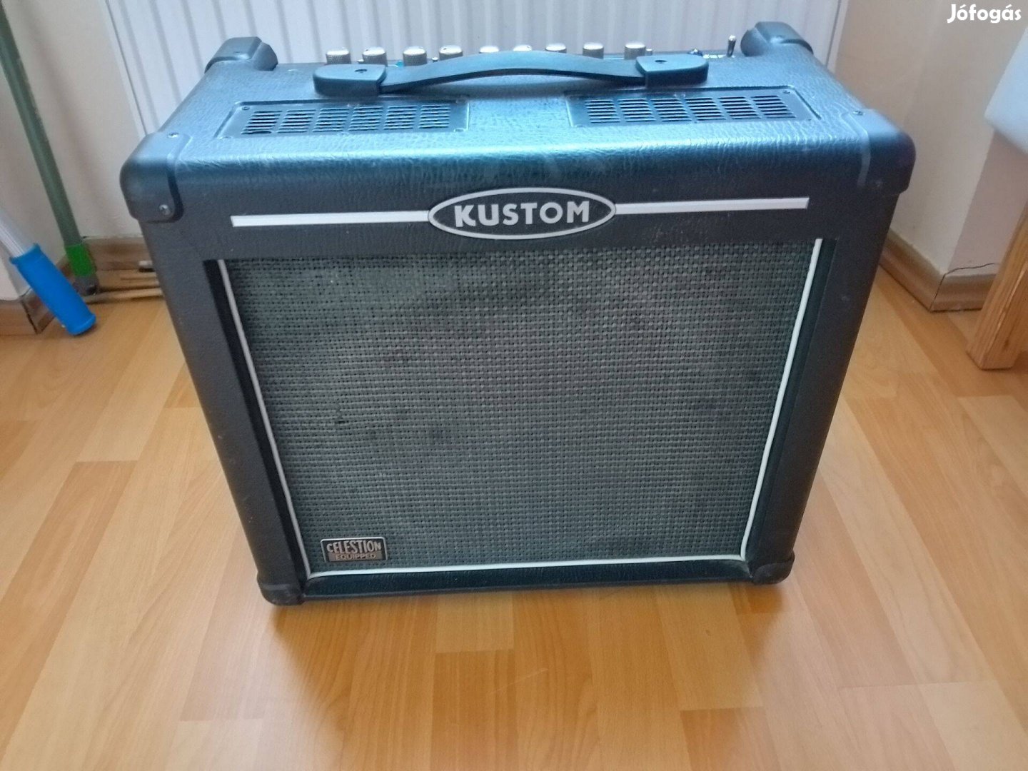 Kustom HV30 előfok csöves gitár erősítő, kombó