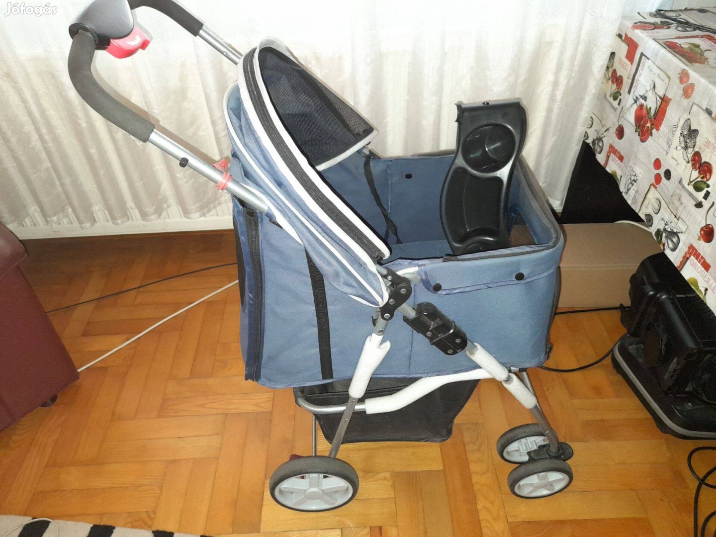 Kutya babakocsi kis testű kedvencnek eladó