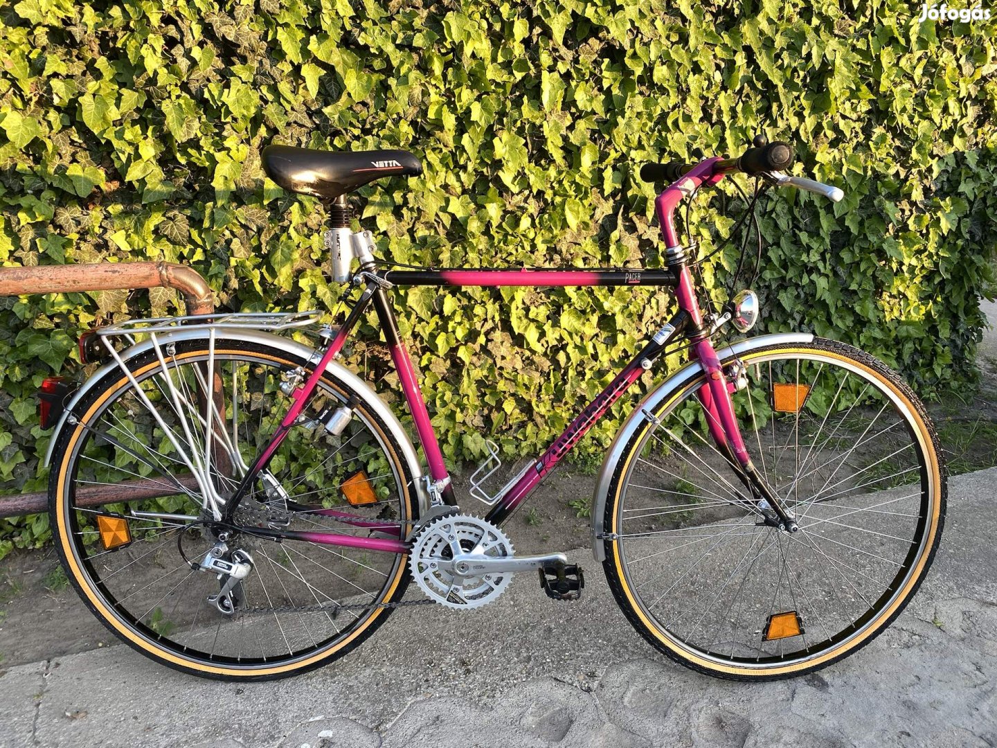 Kuwahara Pacer 28" acél vázas trekking túra kerékpár
