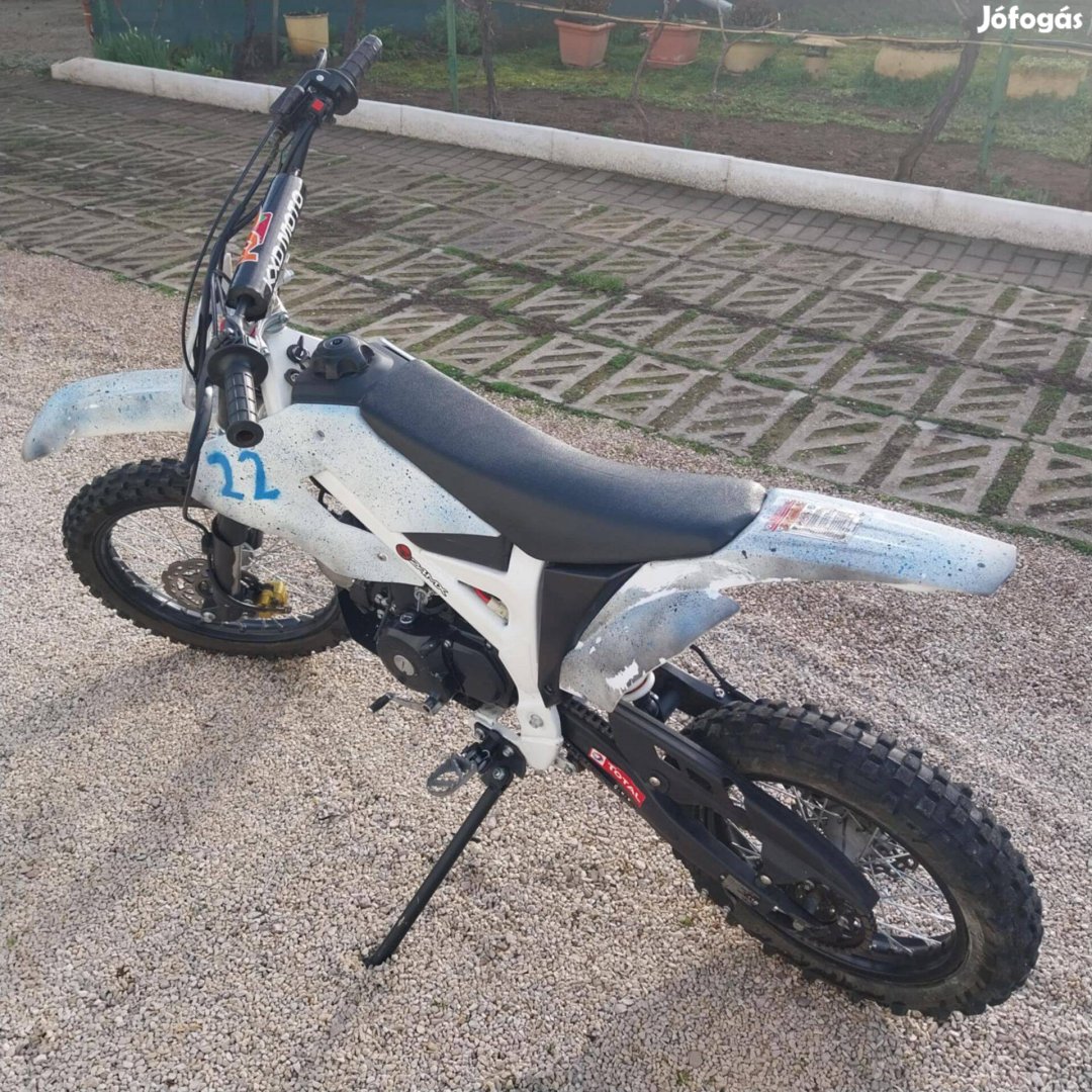 Kxd dirt bike