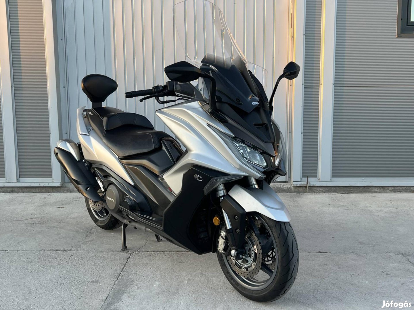 Kymco AK 550 ..