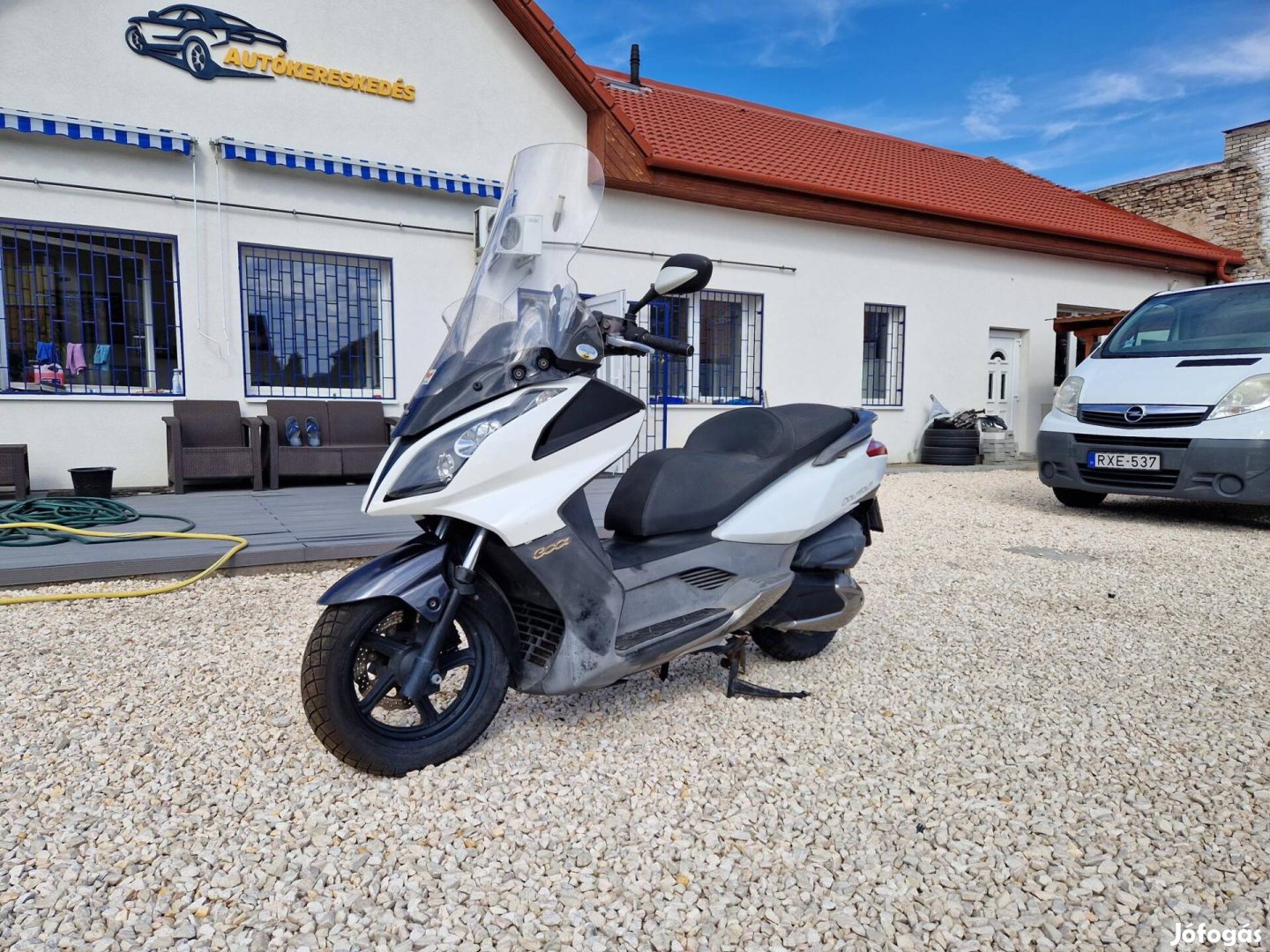 Kymco Downtown 300