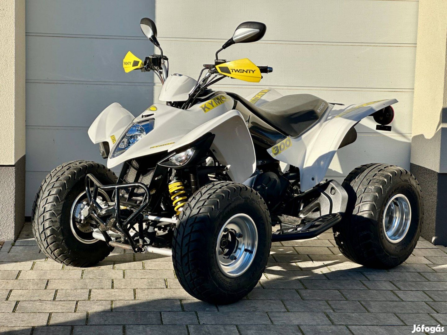 Kymco Maxxer 300 quad L7e papíros 2 személy B jogsi!