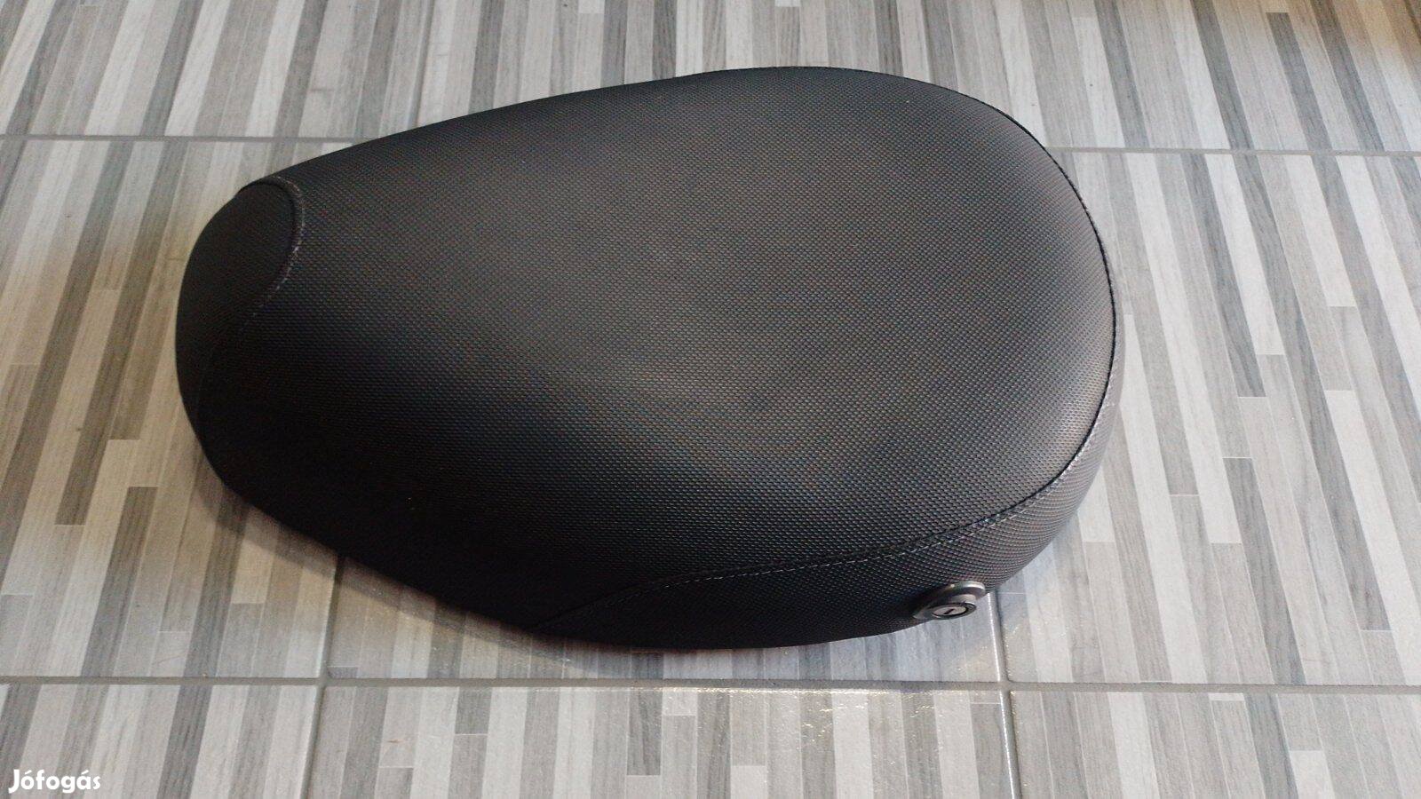 Kymco People 50 ülés