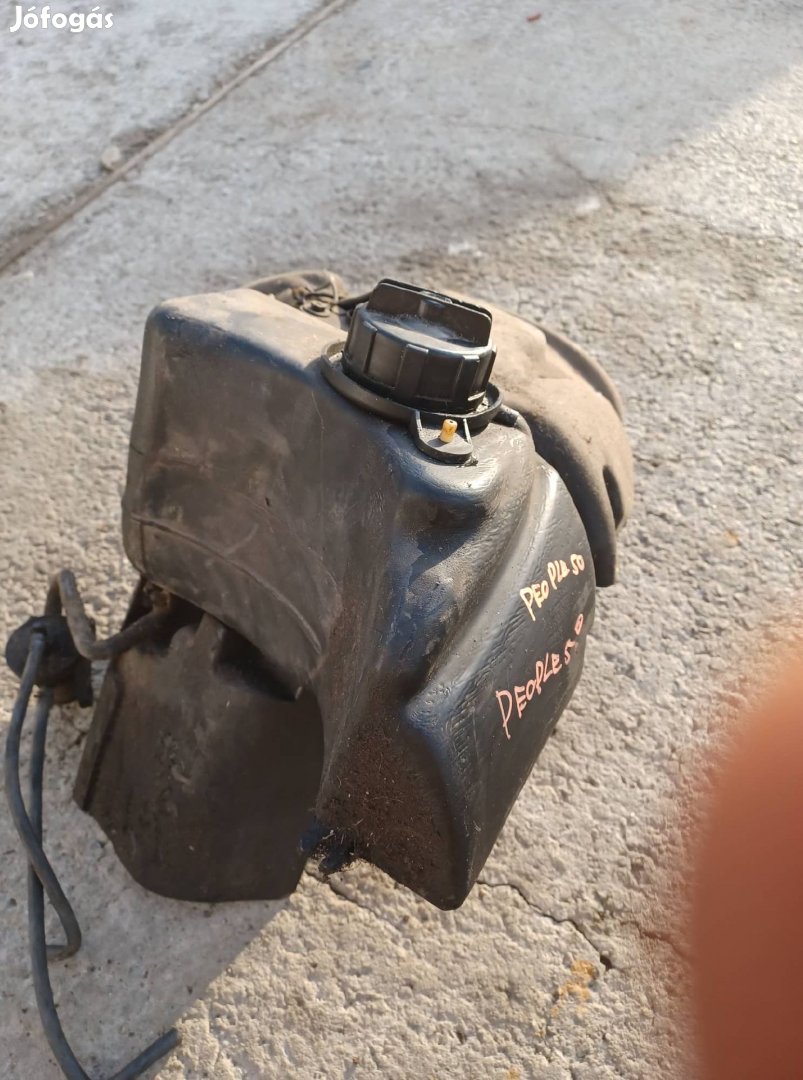 Kymco People üzemanyag tank