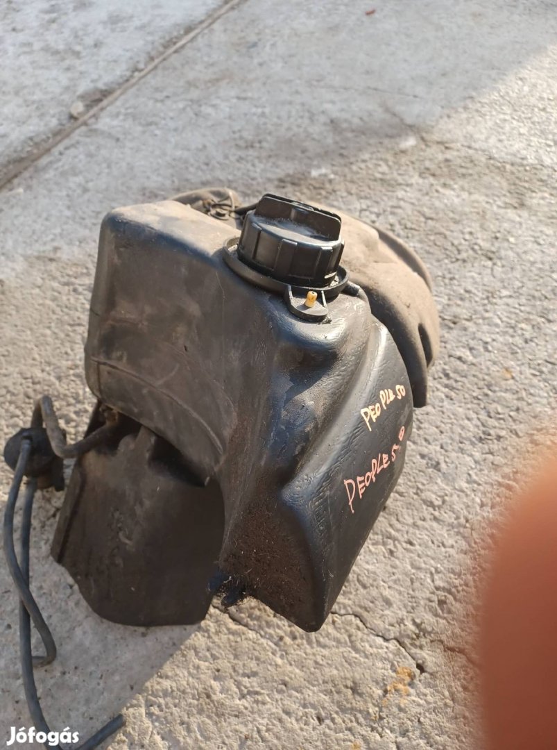 Kymco People üzemanyag tank