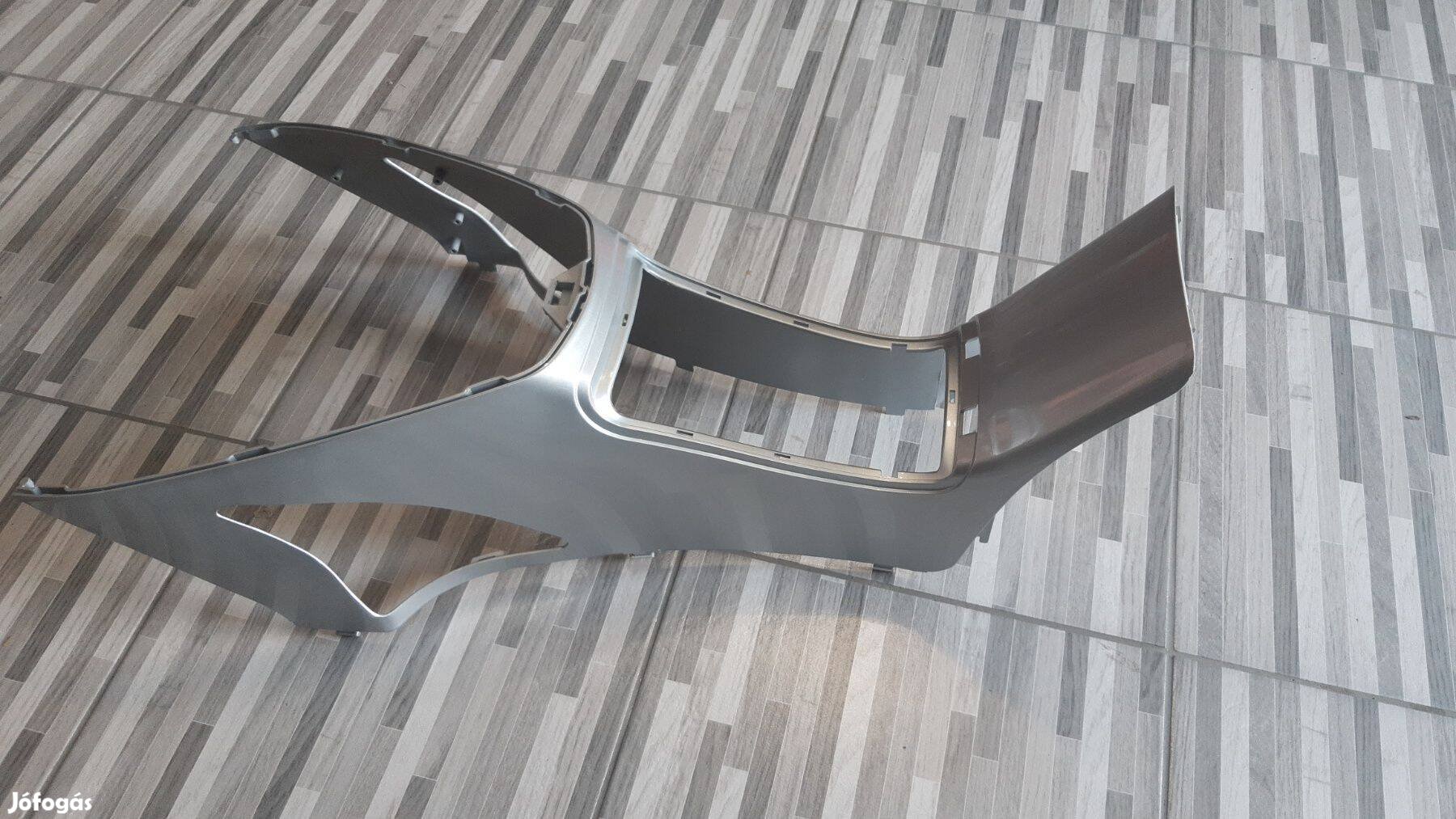 Kymco Super 9 gyári új gerincidom