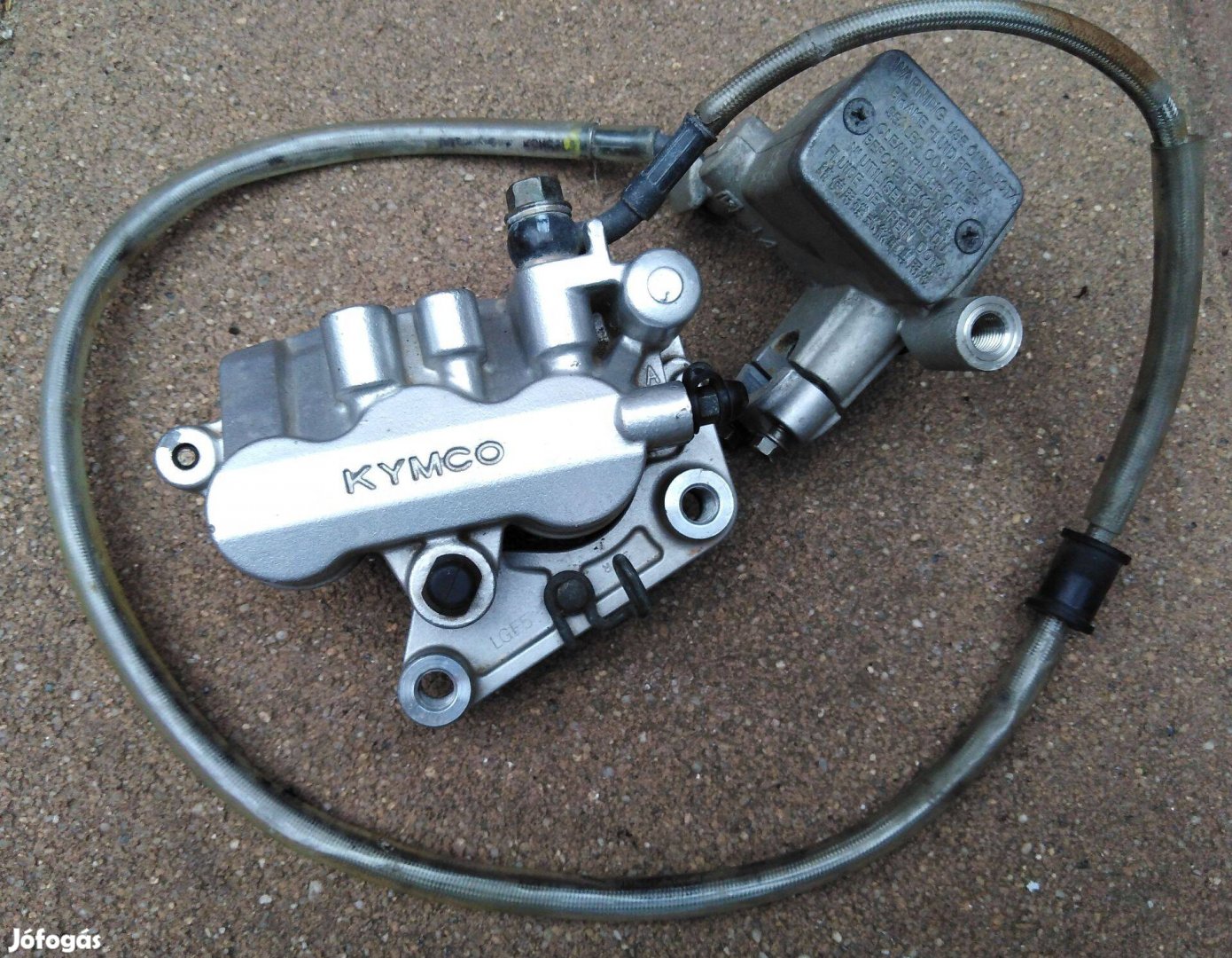 Kymco első féknyereg