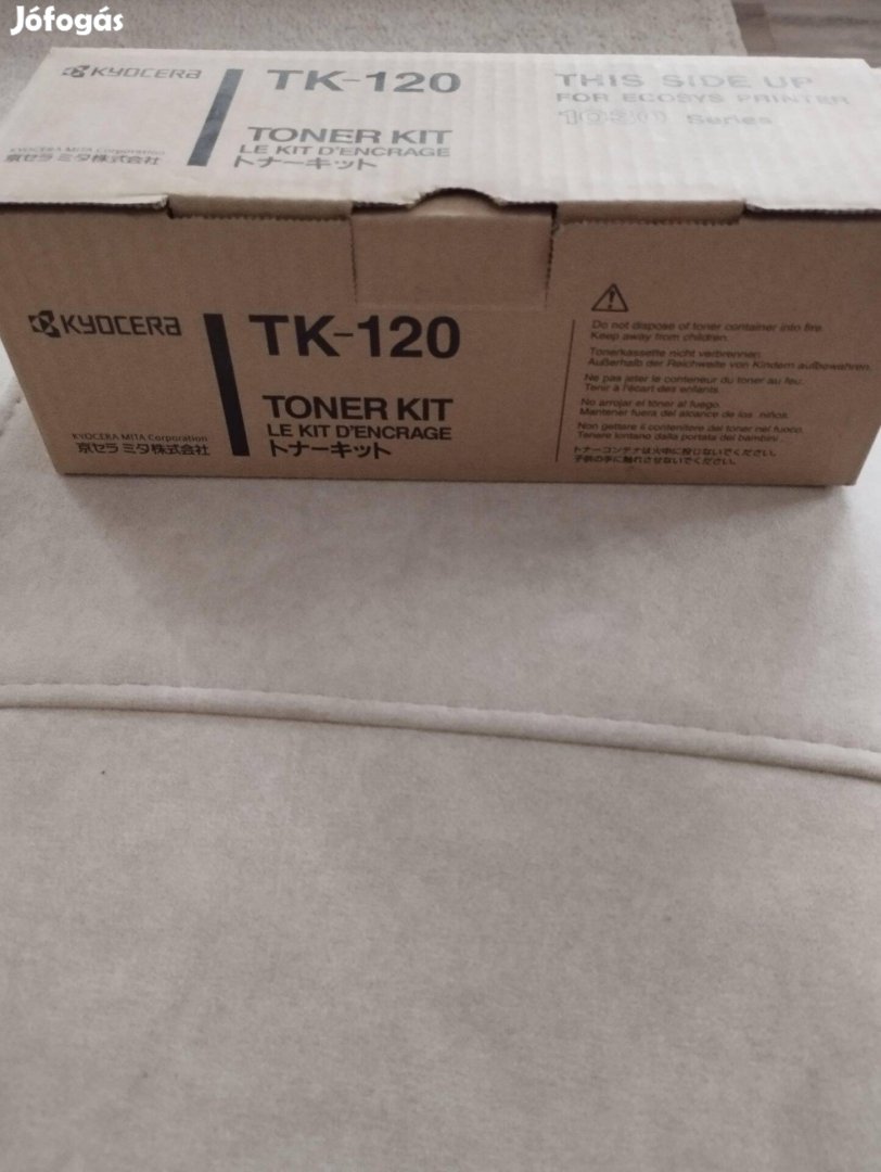 Kyocera TK-120 toner