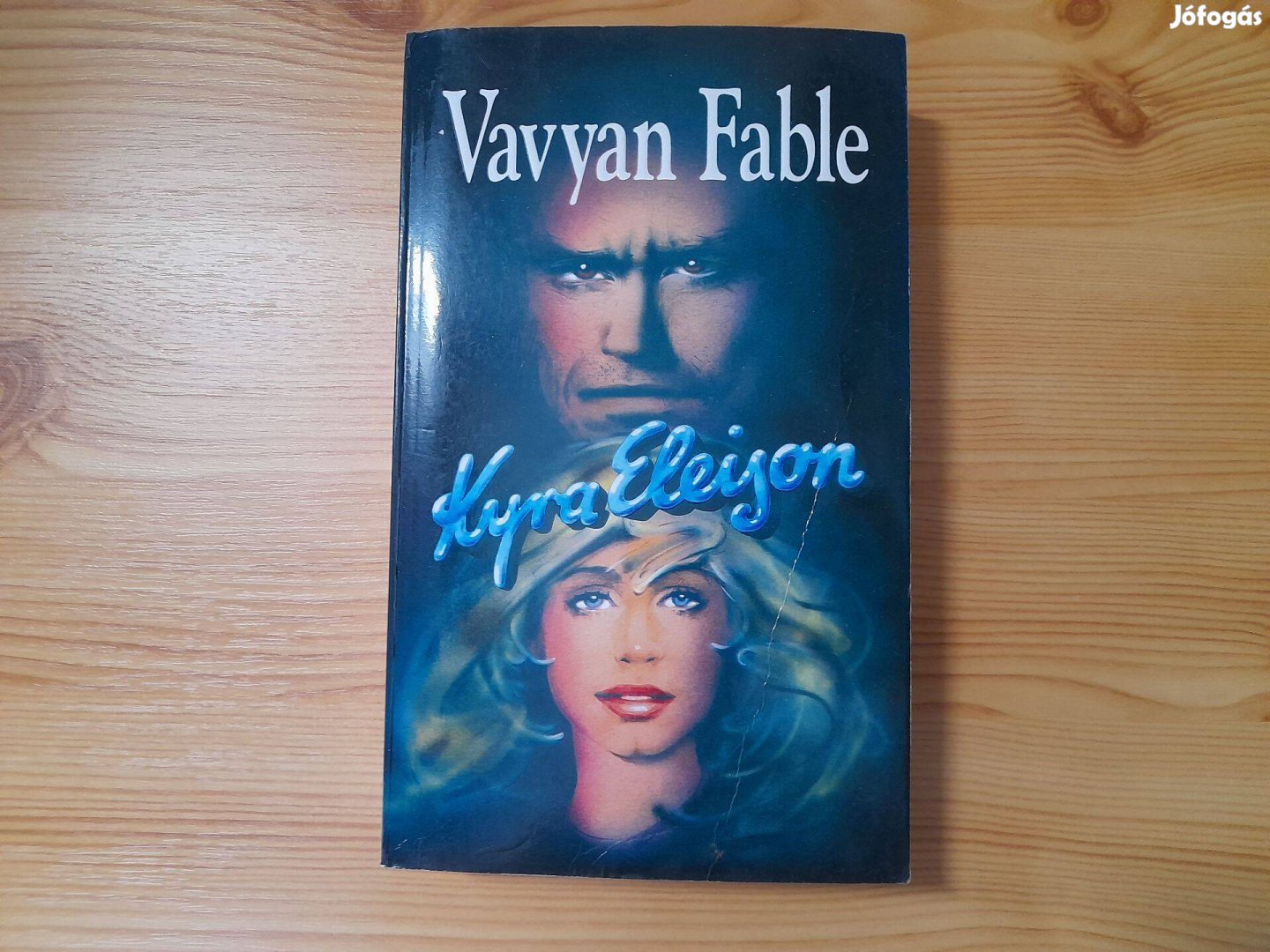 Kyra Eleison (Vavyan Fable) szép állapotú