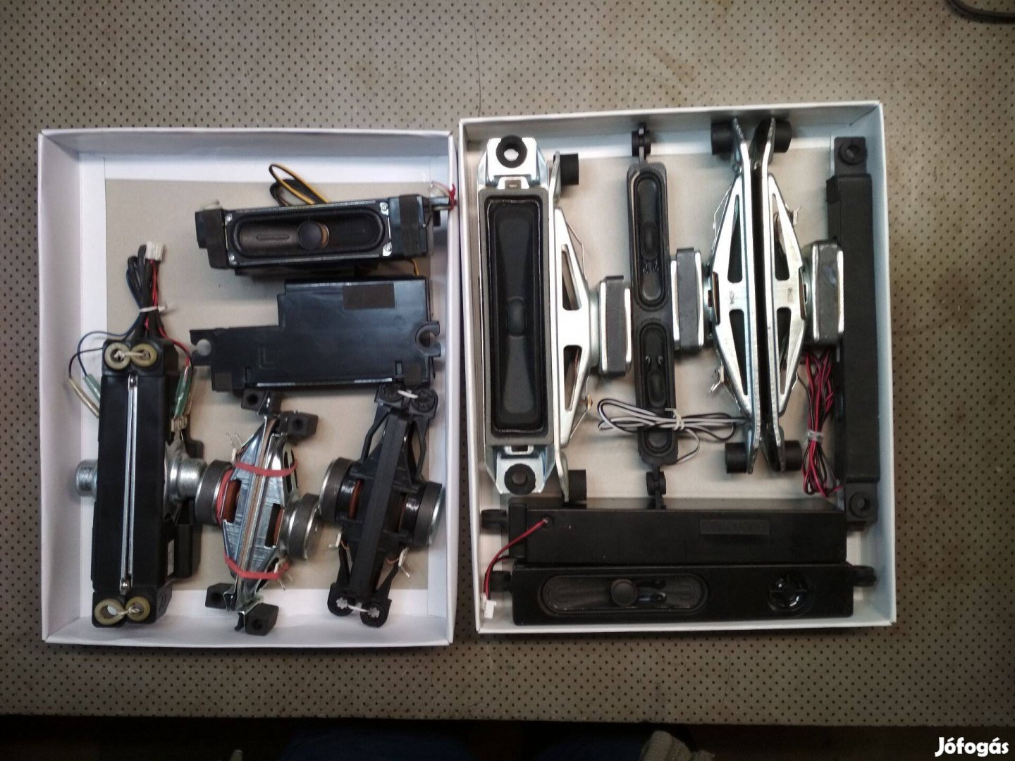 LCD Tv hangszórók ,több db