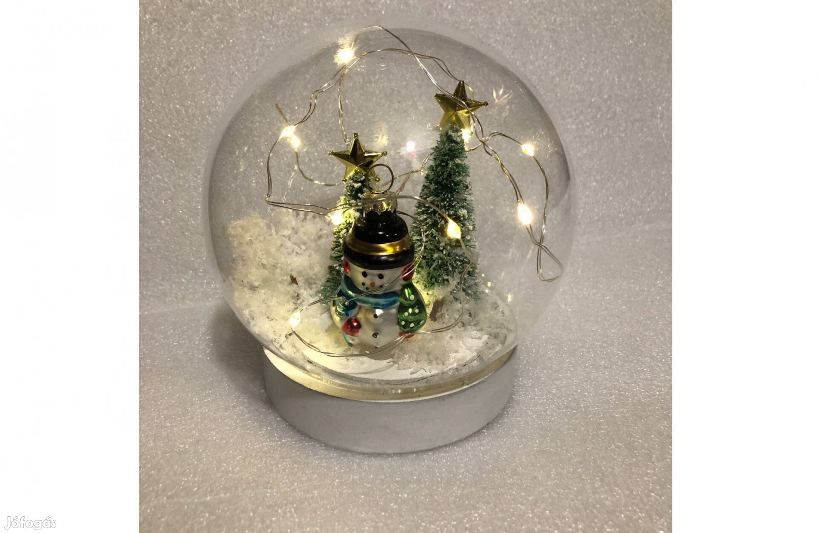 LED-es Karácsonyi hógömb műhó és hóember és fenyőfa