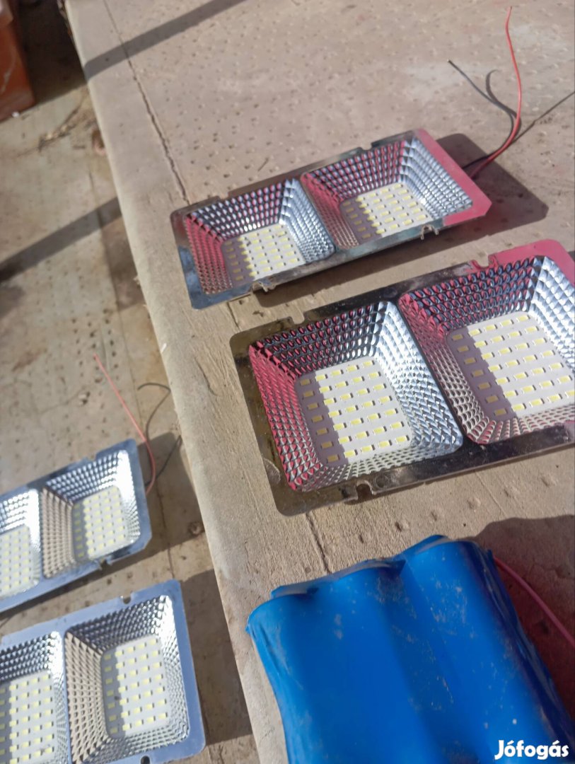 LED lámpa,reflektor újszerű állapotban eladó