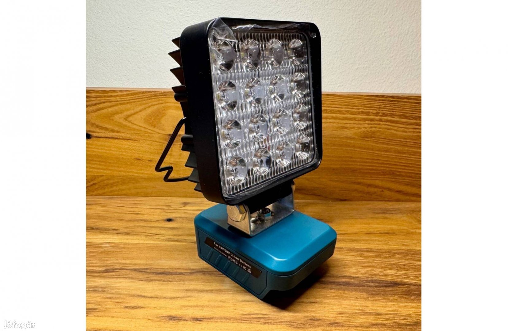 LED munkalámpa Bosch/Makita 18V akkukhoz