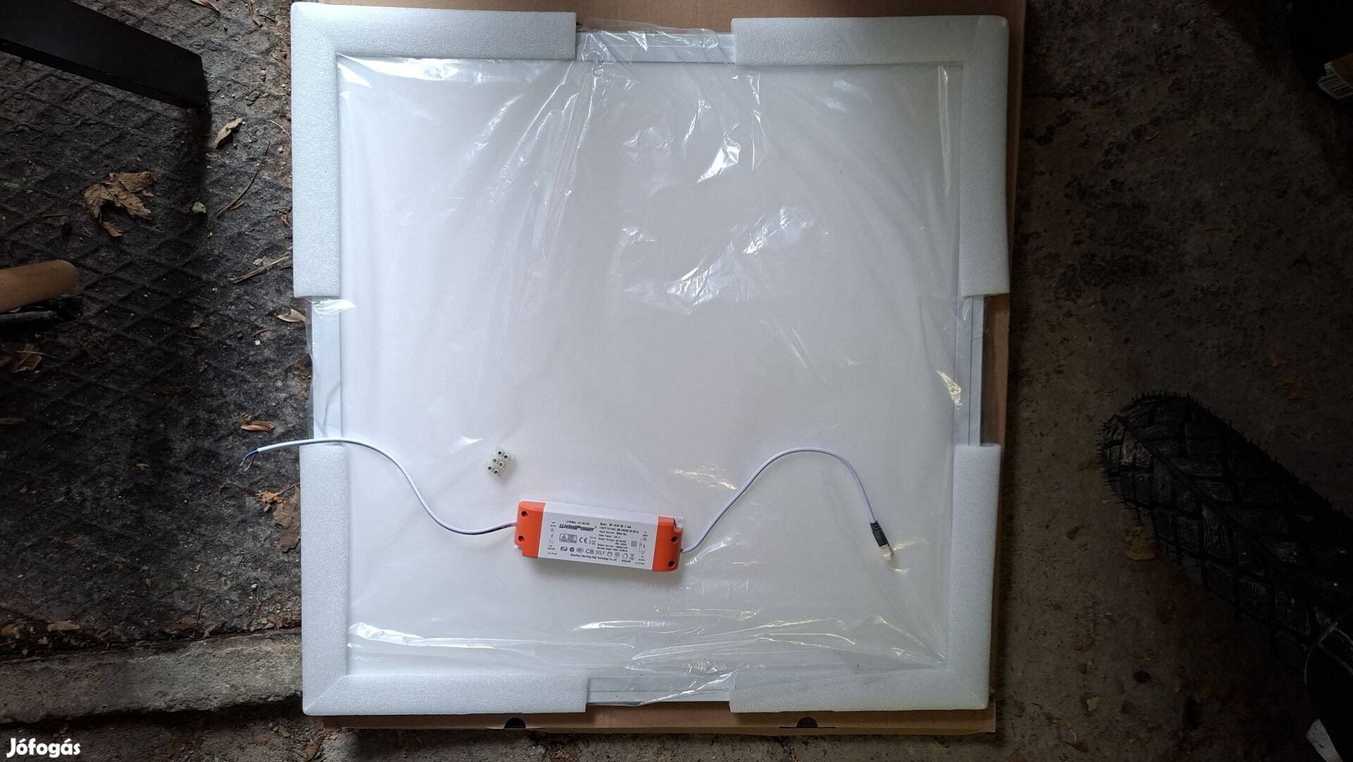 LED-panel 60x60 cm vadonatúj 42W