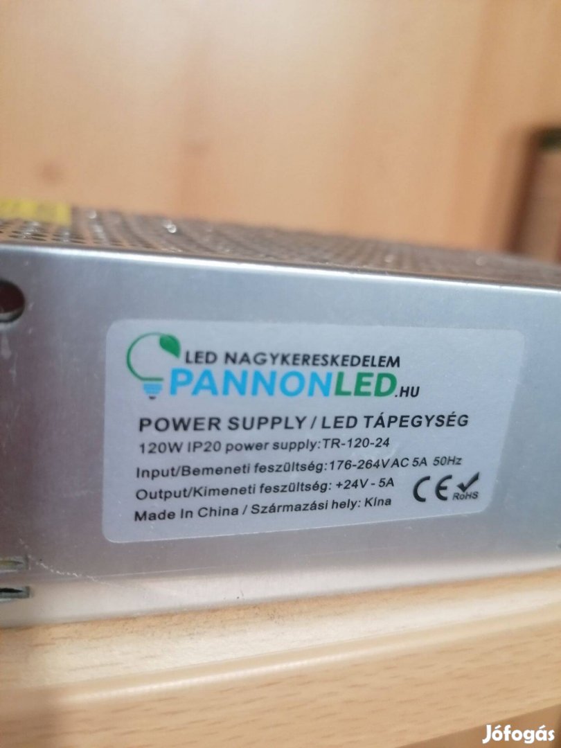 LED tápegység 24 Volt - fém házas, ipari