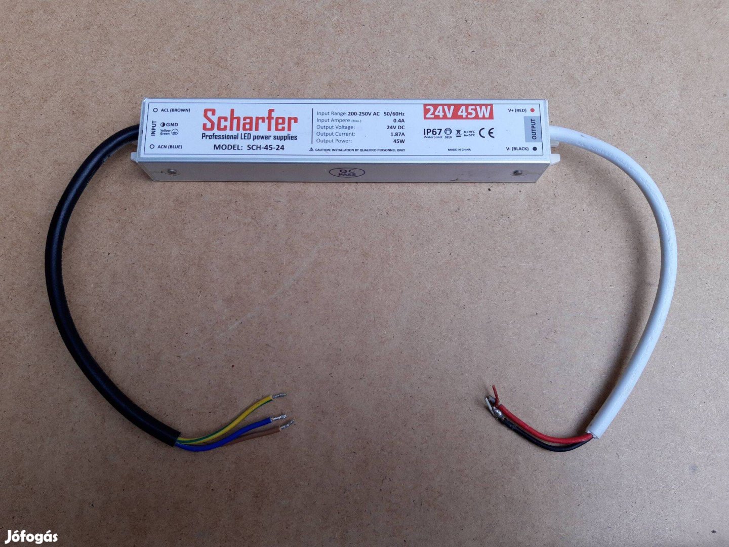 LED tápegység 45W 24V IP67 fémházas Scharfer SCH-45-24