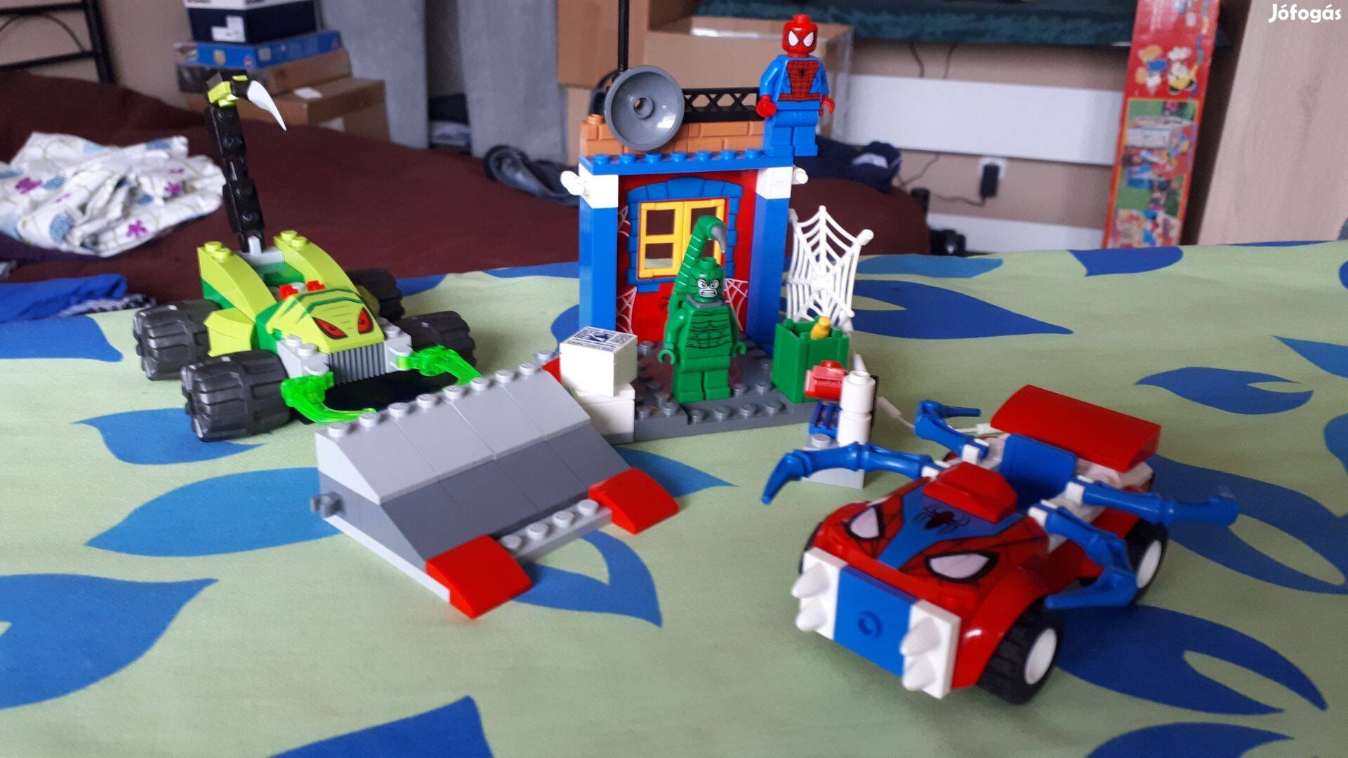 LEGO 10754 Juniors - Pókember & Skorpió utcai leszámolása - használt