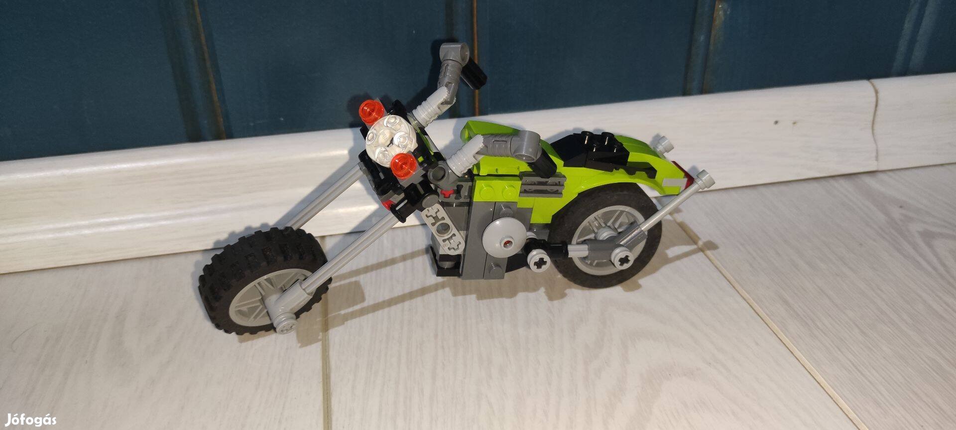 LEGO 31018 - Highway Cruiser