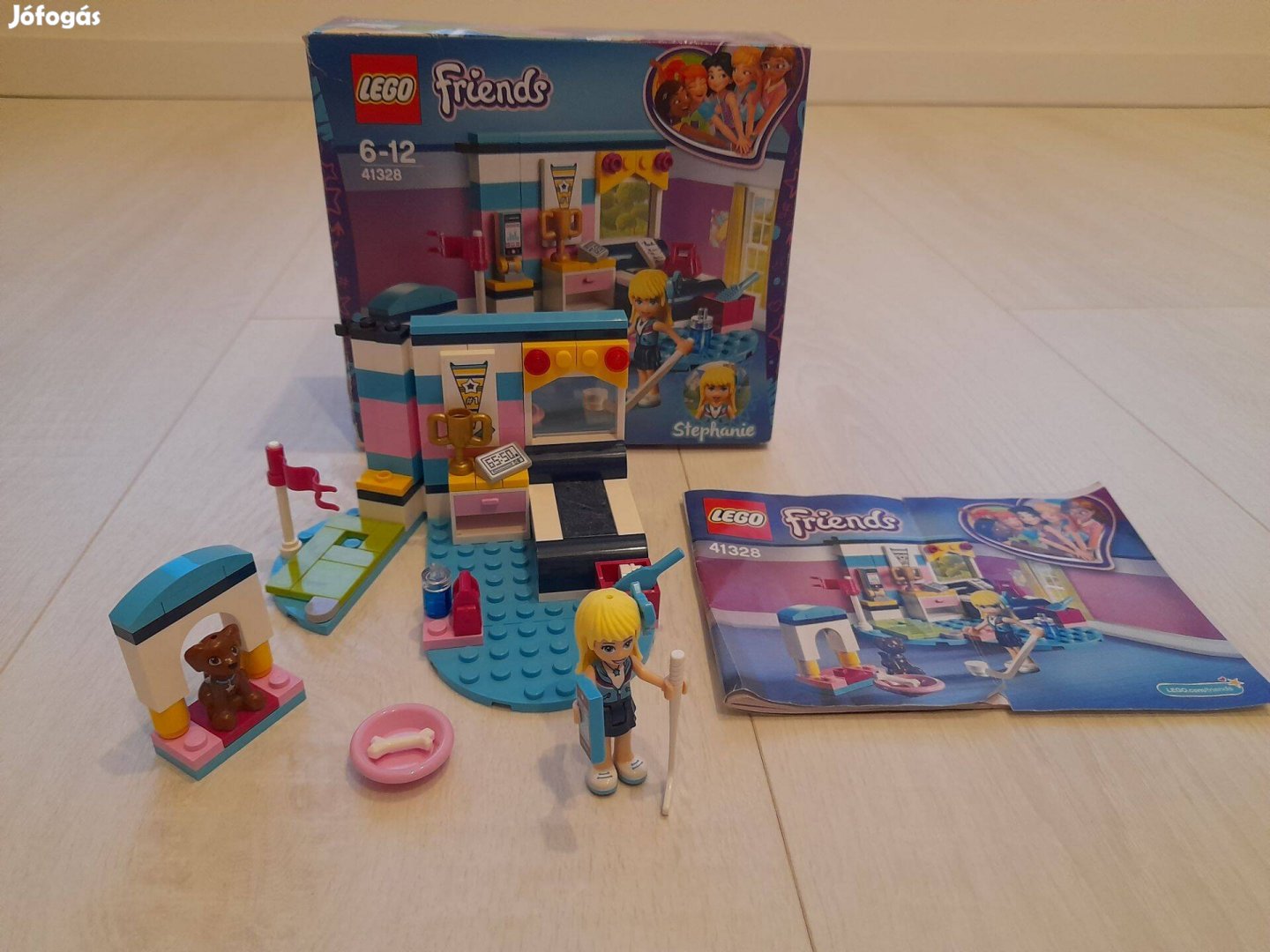 LEGO 41328 Lego Friends Stephanie hálószobája