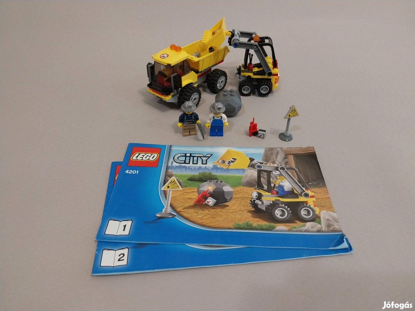 LEGO 4201 City Loader and Dump Truck