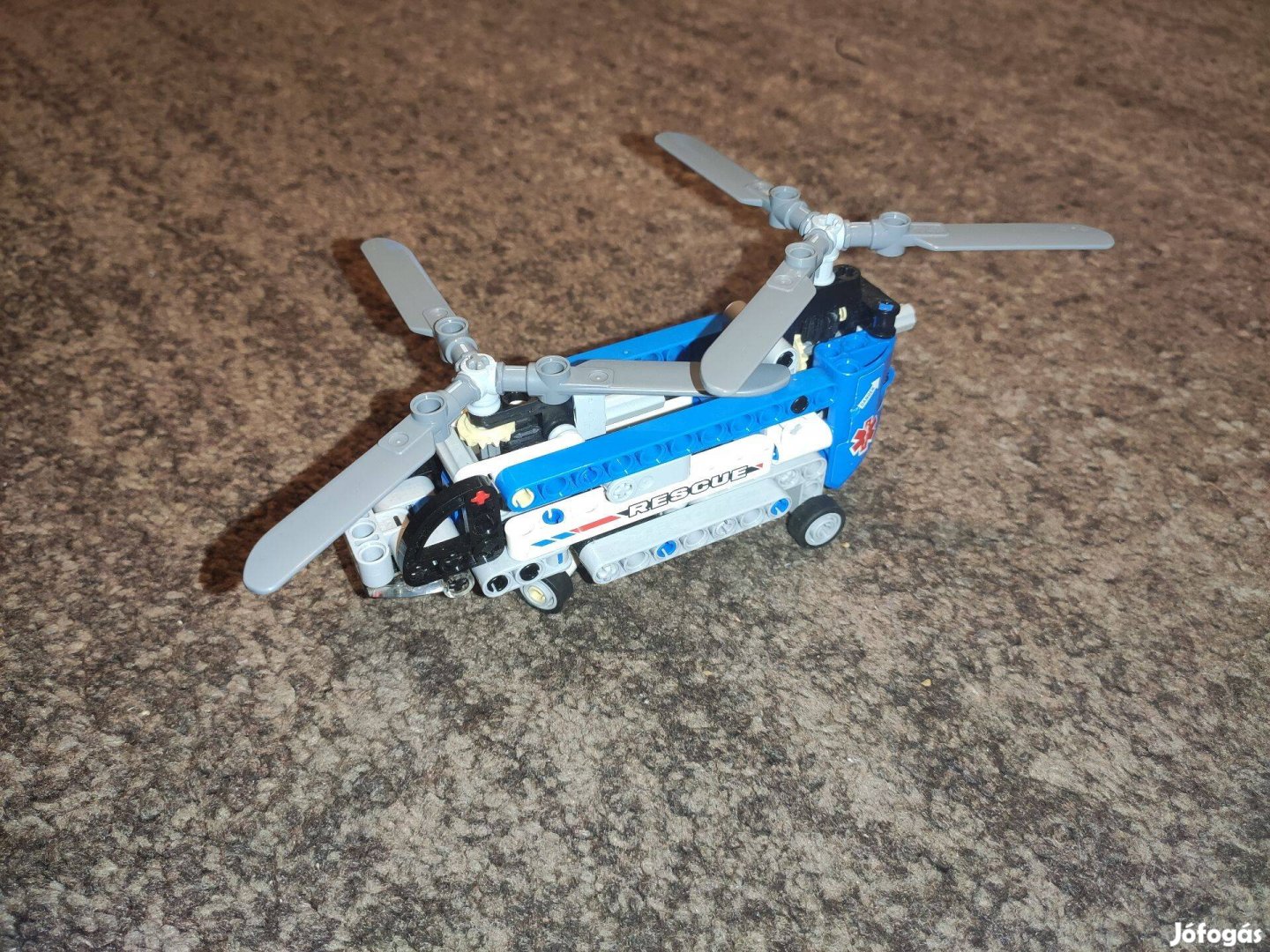 LEGO 42020 Technic - Ikermotoros helikopter nincs leírás hiánytalan