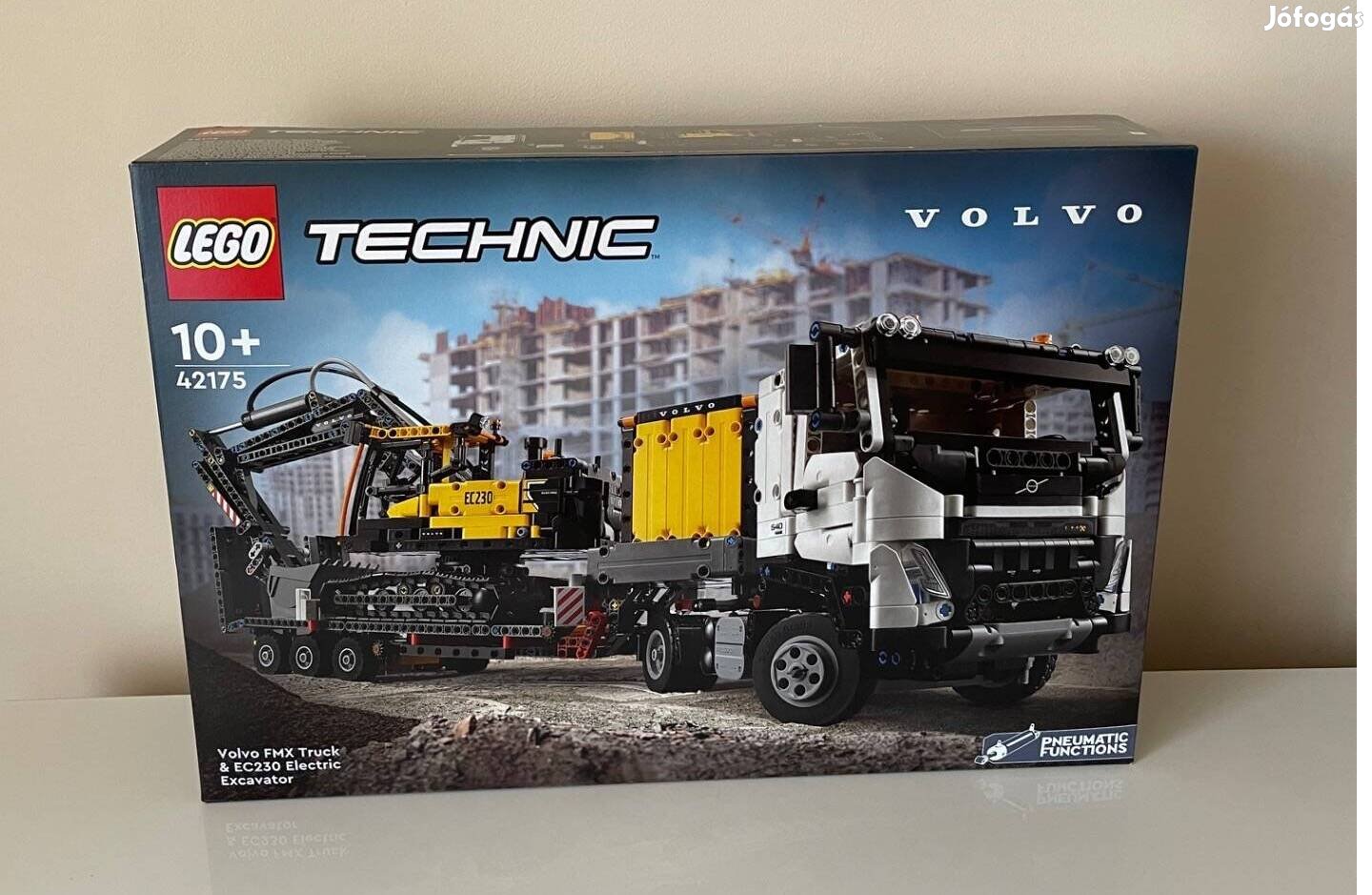 LEGO 42175 - Volvo FMX teherautó és EC230 elektromos markoló Új!