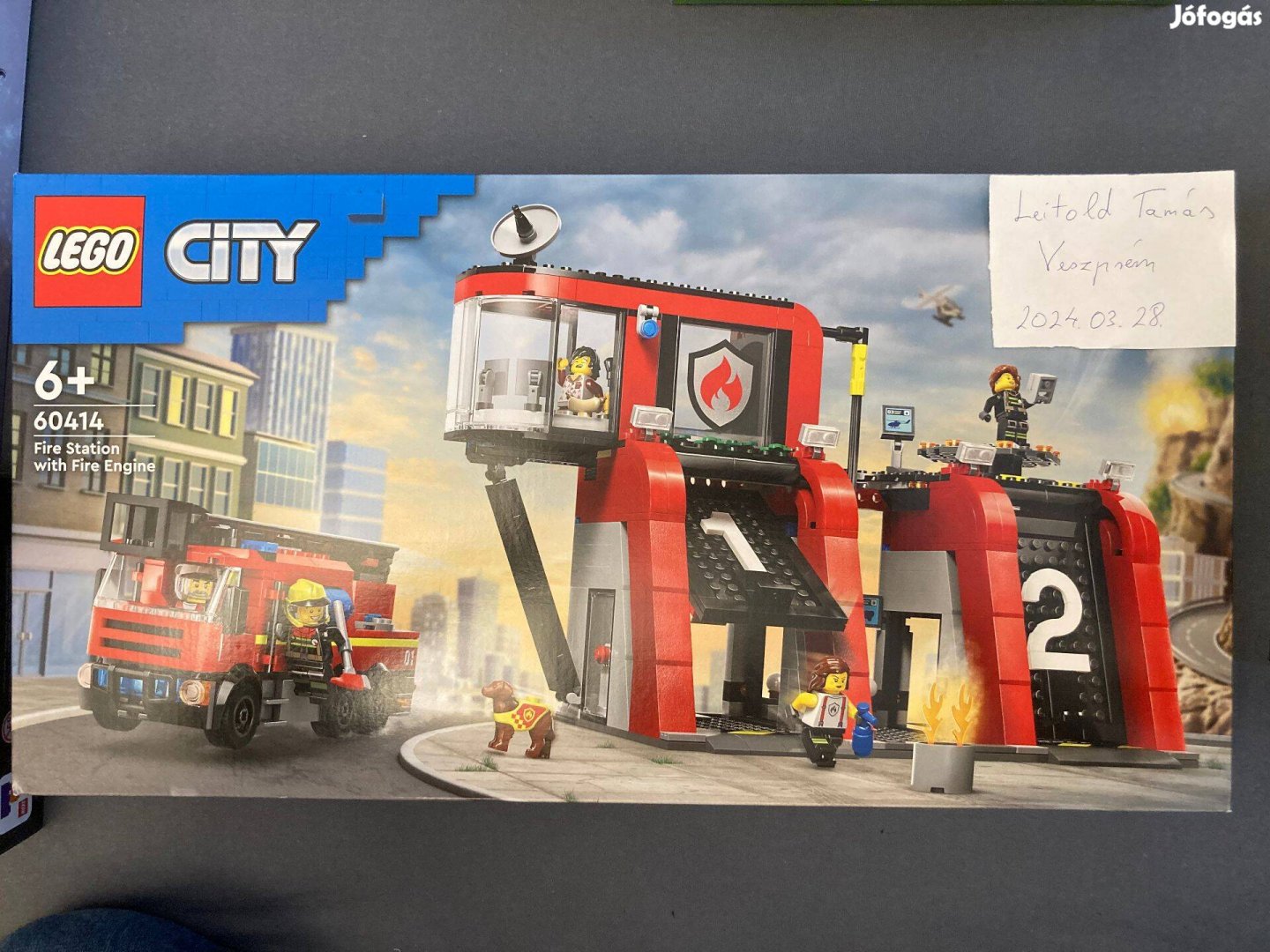LEGO 60414 City - Tűzoltóállomás és tűzoltóautó