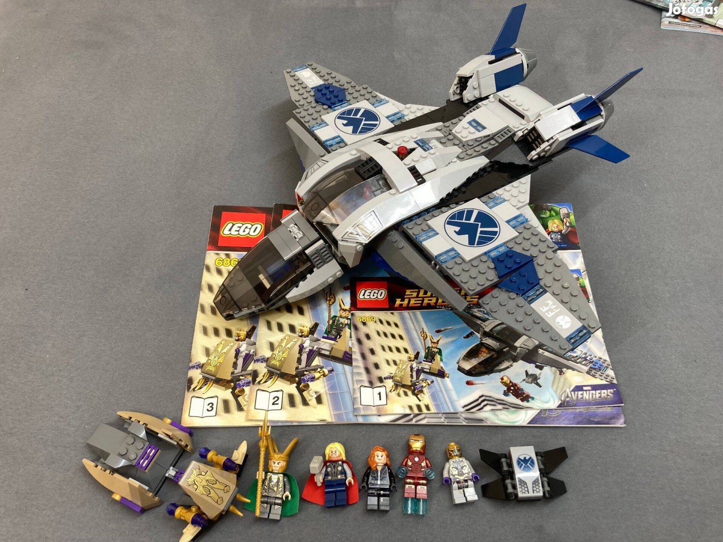 LEGO 6869 - Quinjet légicsata