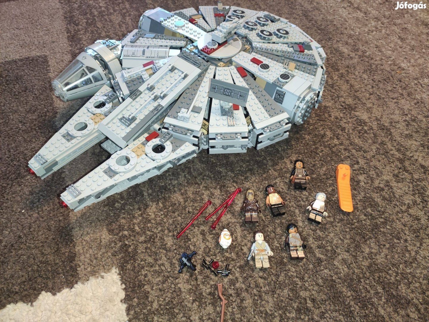 LEGO 75105 Millenium falcon nincs leírás hiánytalan 29000