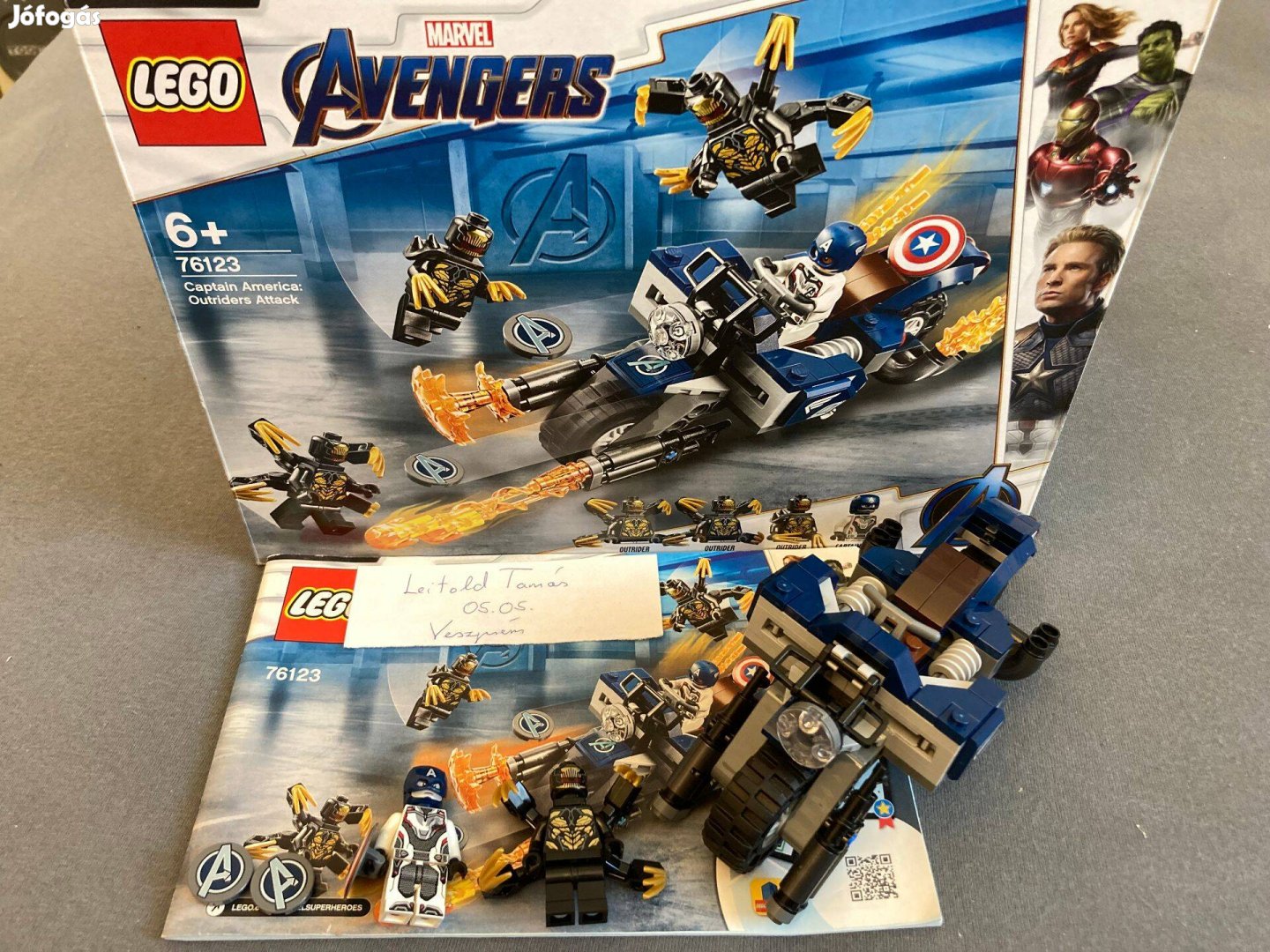LEGO 76123 Super Heroes - Amerika Kapitány Outrider támadás