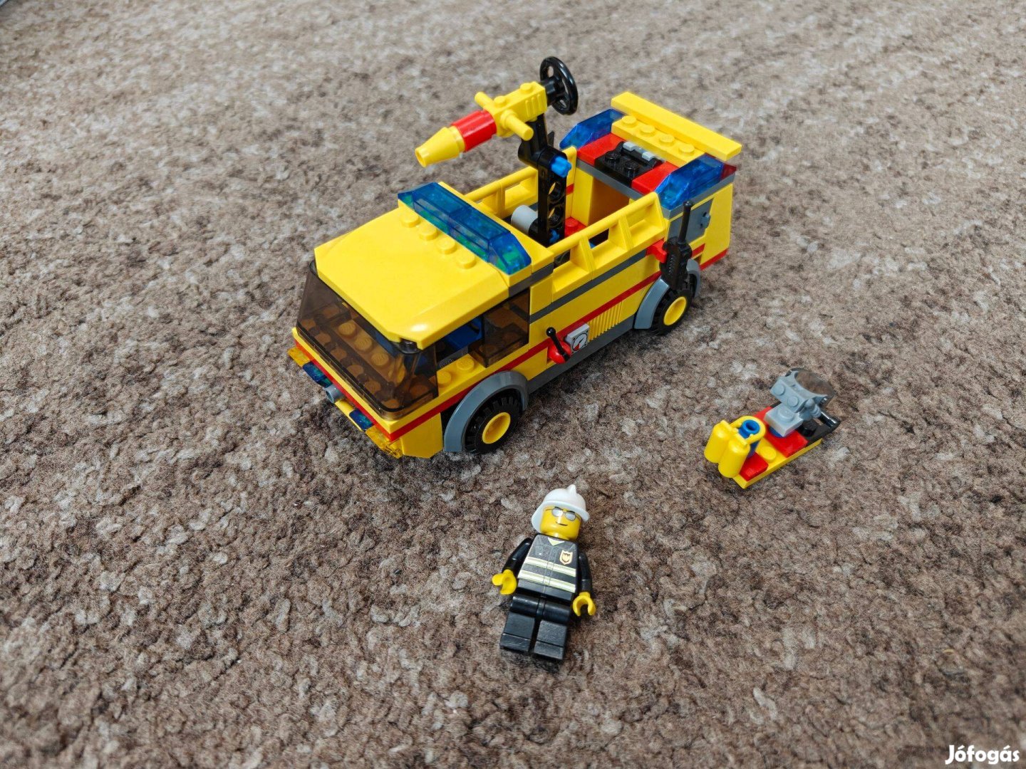 LEGO 7891 City - Reptéri Tűzoltóautó nincs leírás