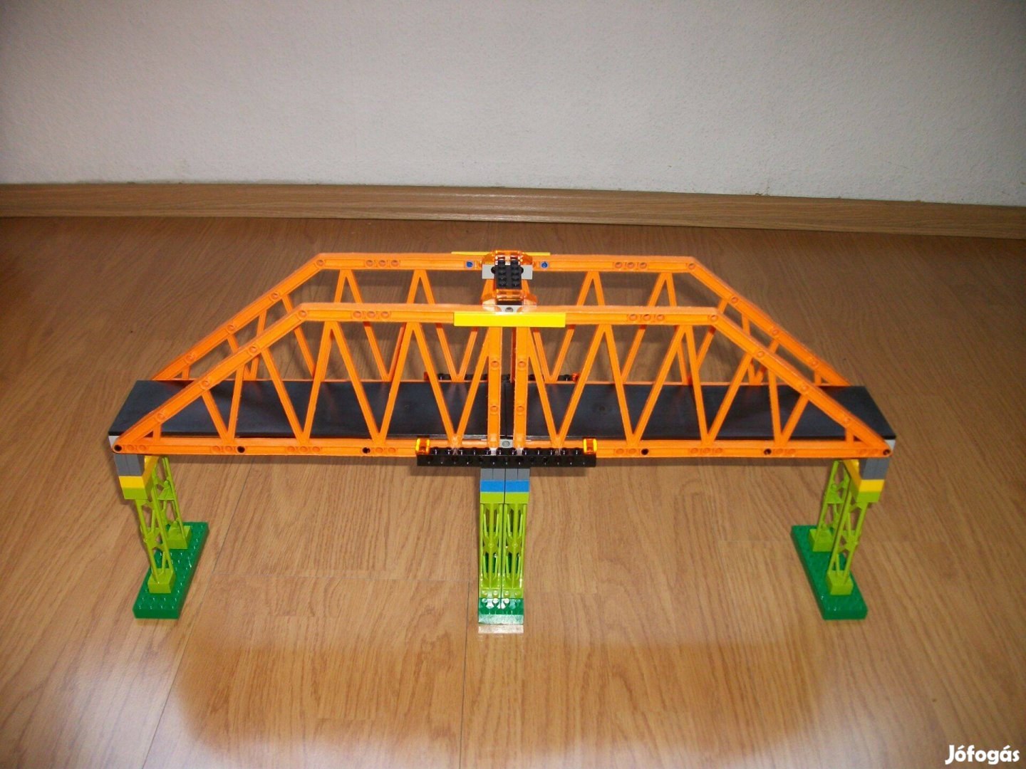LEGO 7900-s készlet elemeiből készített hidak