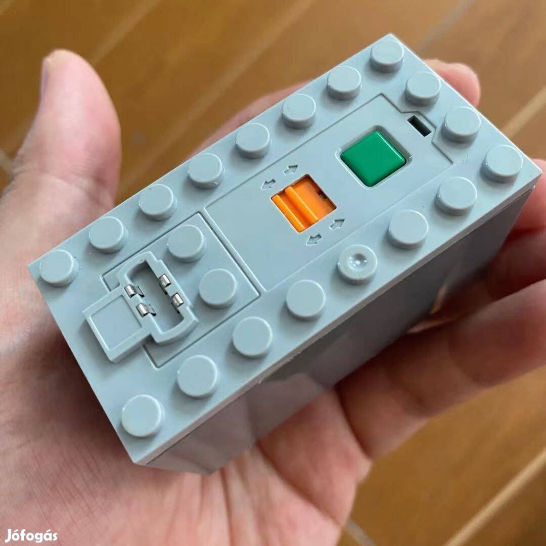 LEGO 88000 Power Functions AAA Elemtartó Új Bp-en