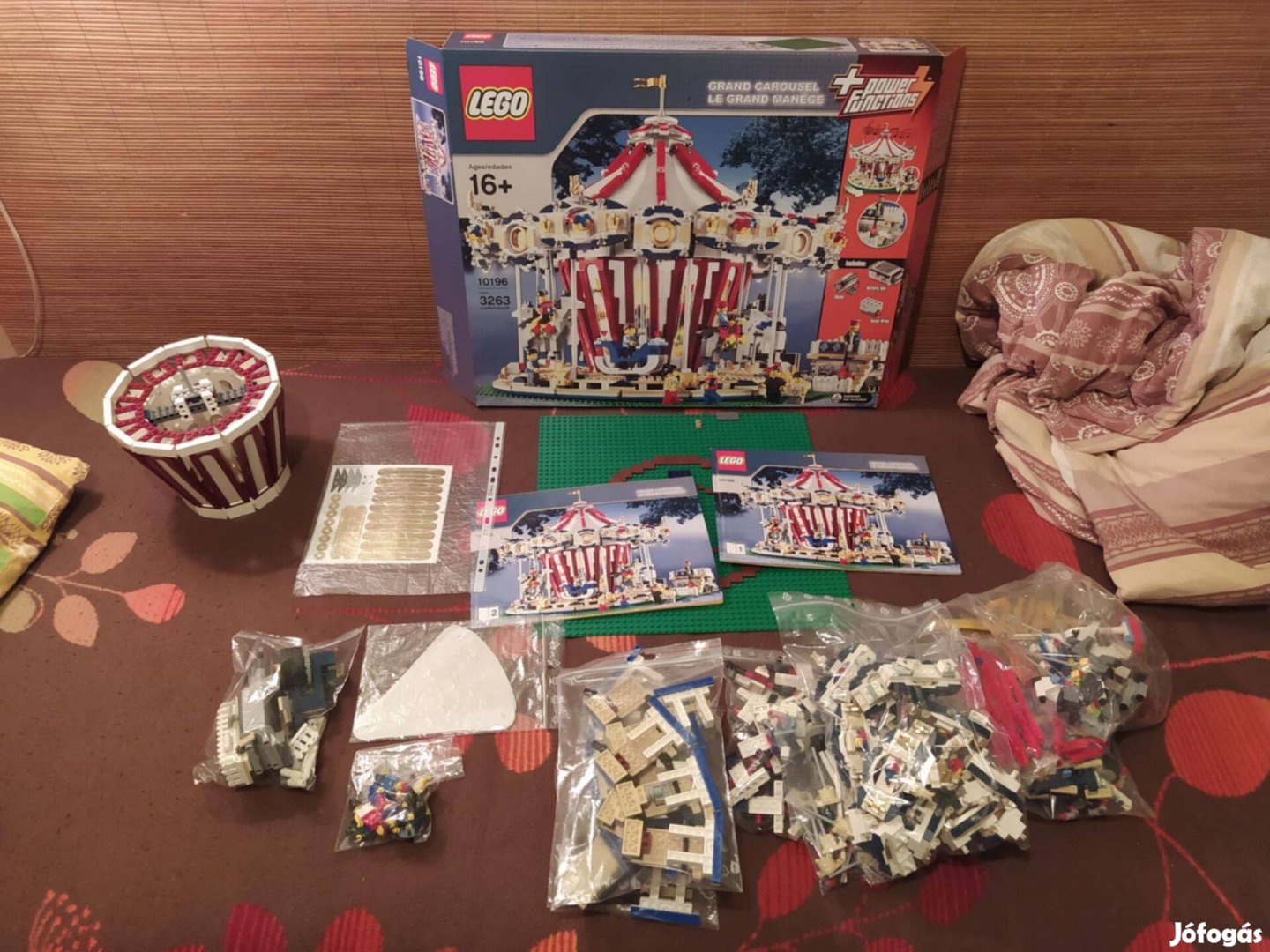 LEGO Advanced Models 10196 Grand Carousel