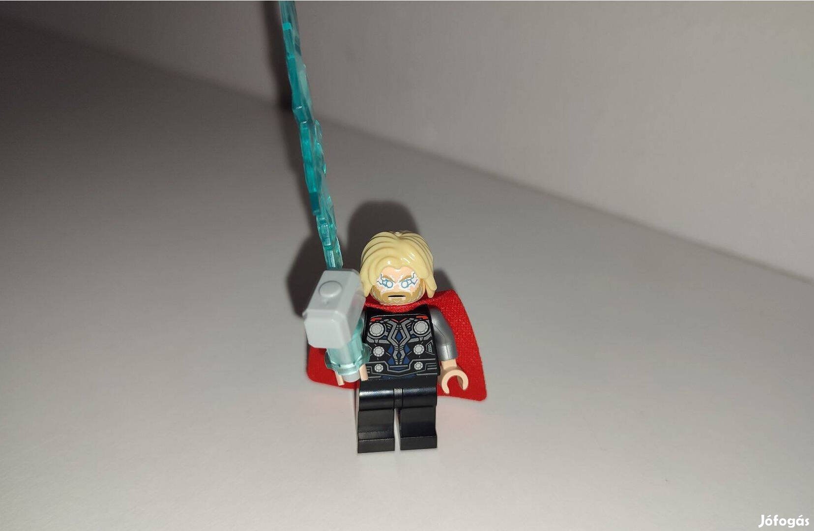 LEGO Avengers - Thor polybag minifigura (242105)