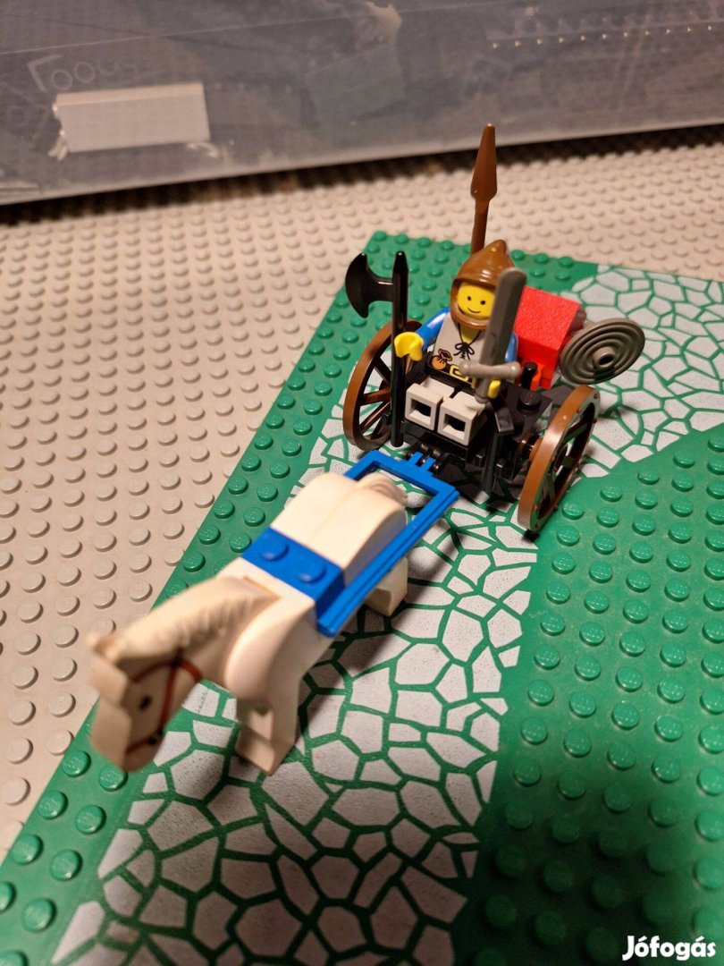 LEGO Castle 6010 supply cart
