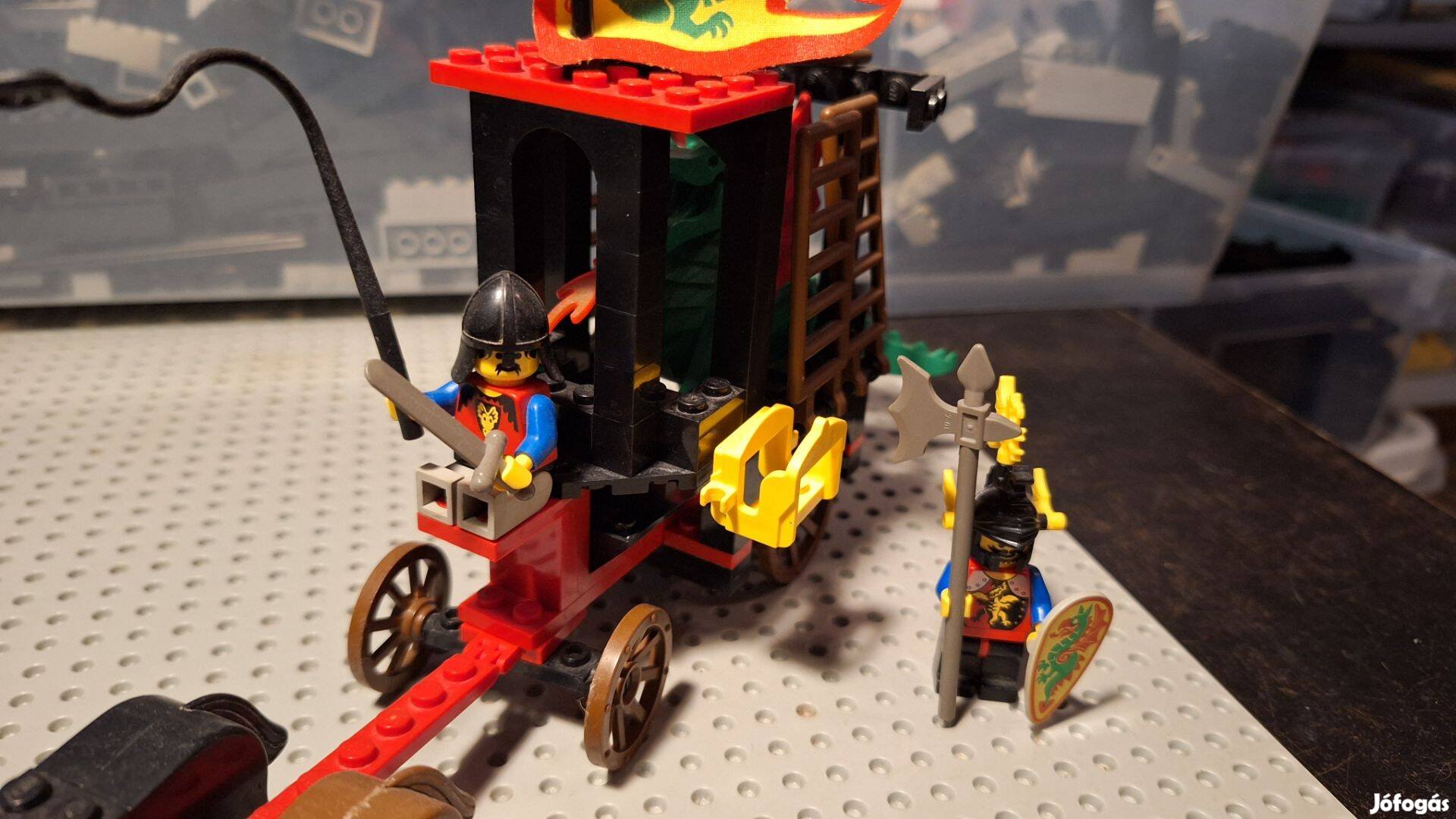 LEGO Castle 6056 dragon wagon