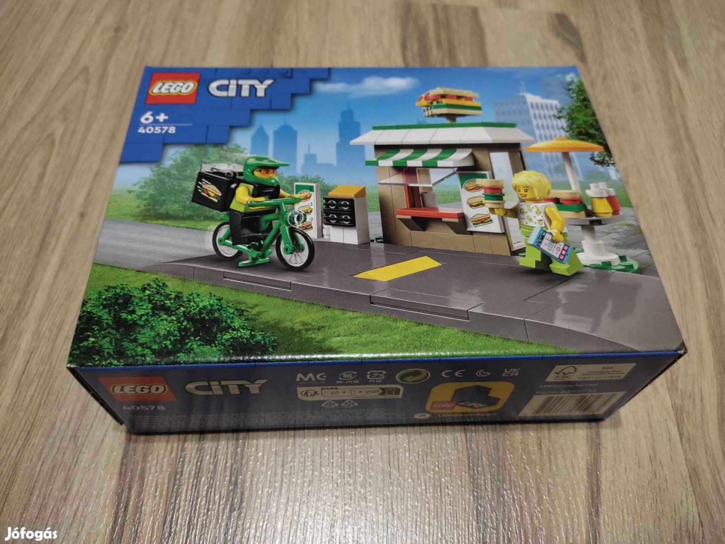 LEGO City 40578 - Útszéli büfé