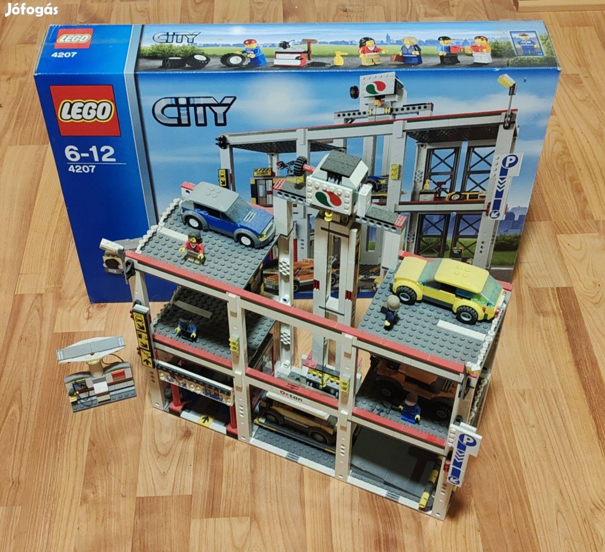 LEGO City 4207 parkolóház + doboz + leírás megkimélt BP!