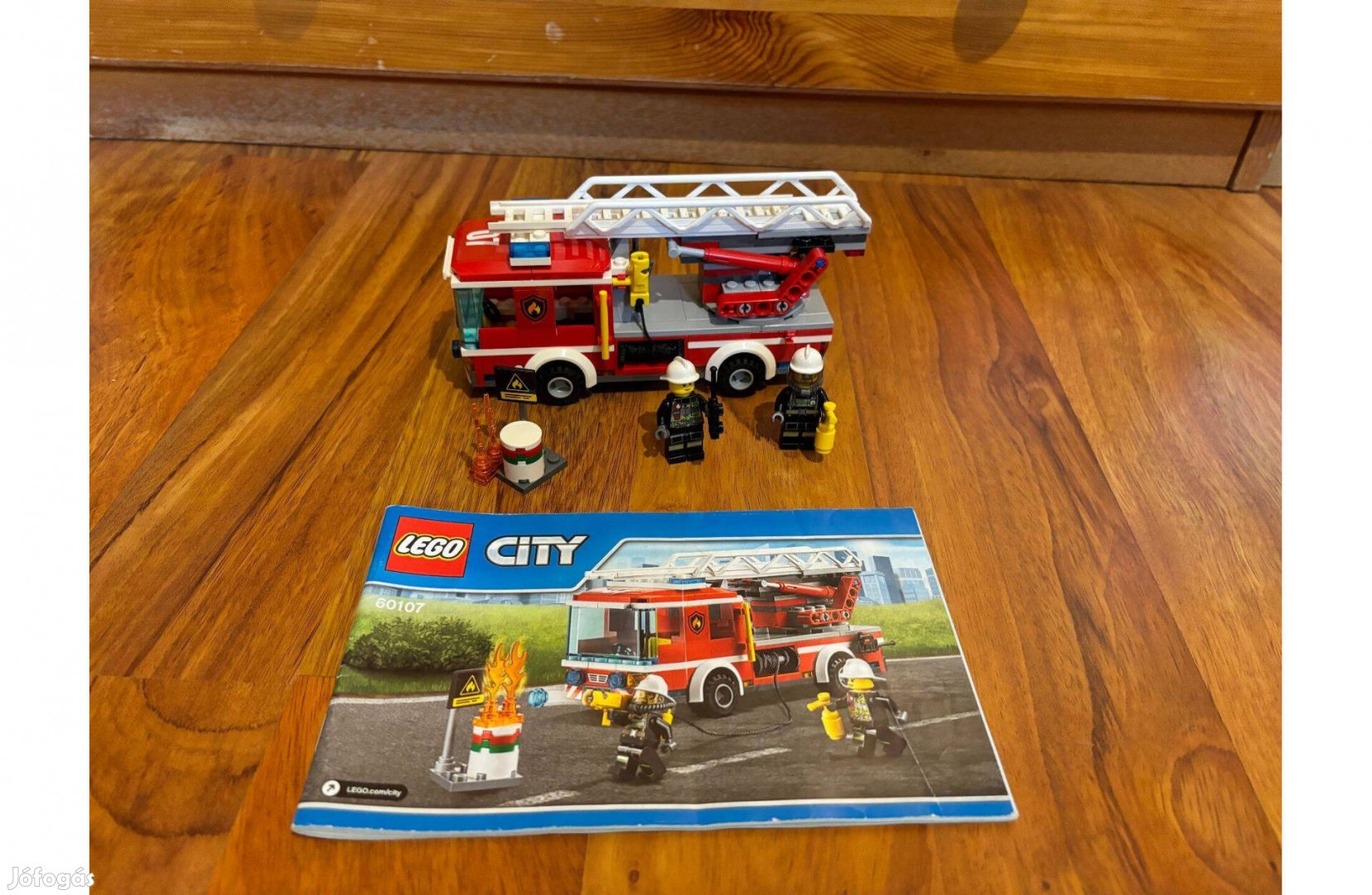 LEGO City 60107 Létrás Tűzoltóautó Hiánytalan