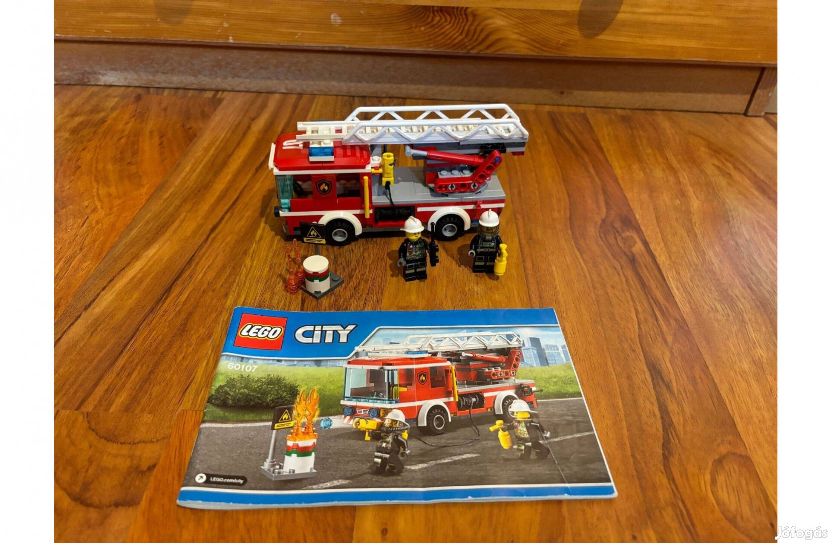 LEGO City 60107 Létrás Tűzoltóautó Hiánytalan