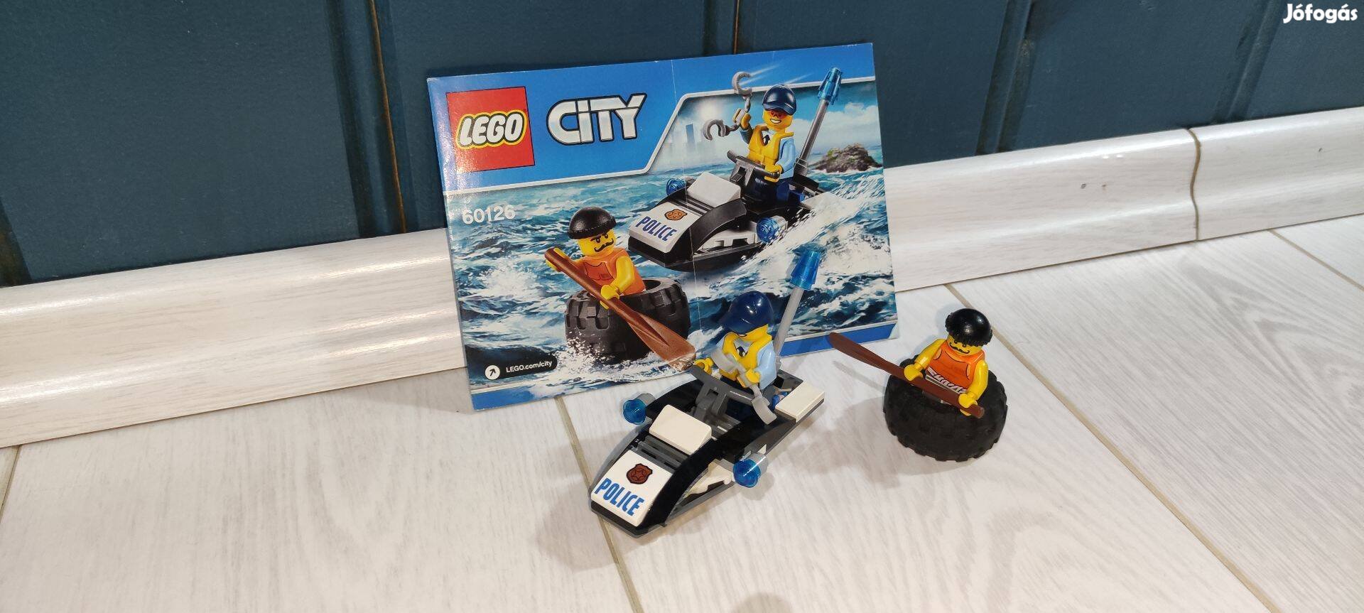 LEGO City 60126 - Tire Escape