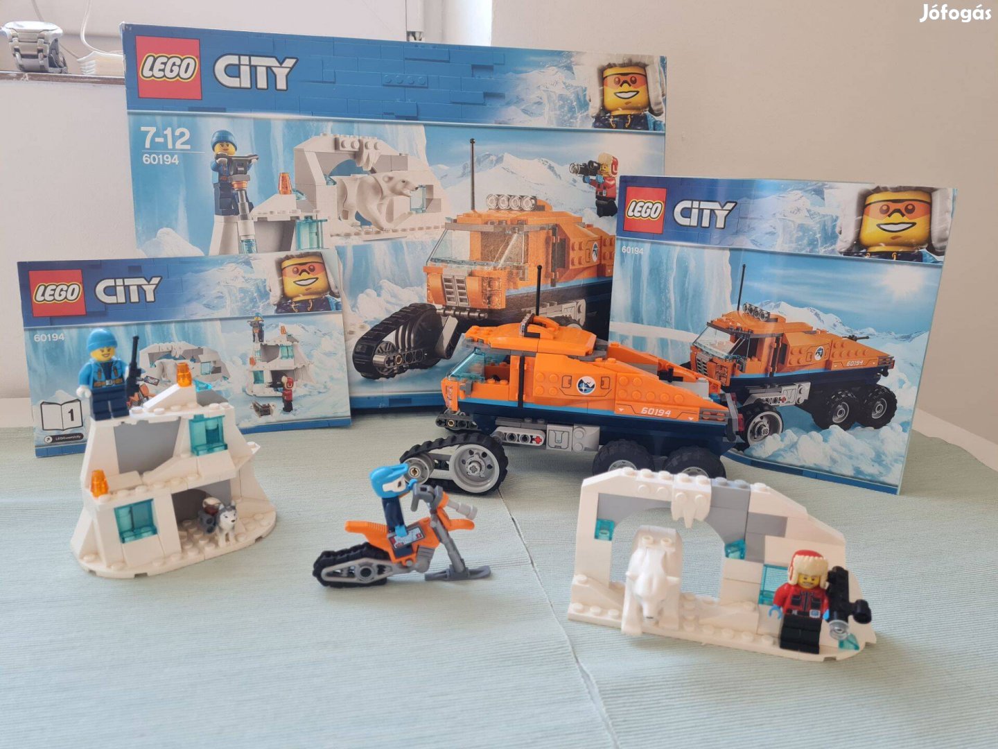 LEGO City 60194 - Sarkvidéki felderítő teherautó (60194)