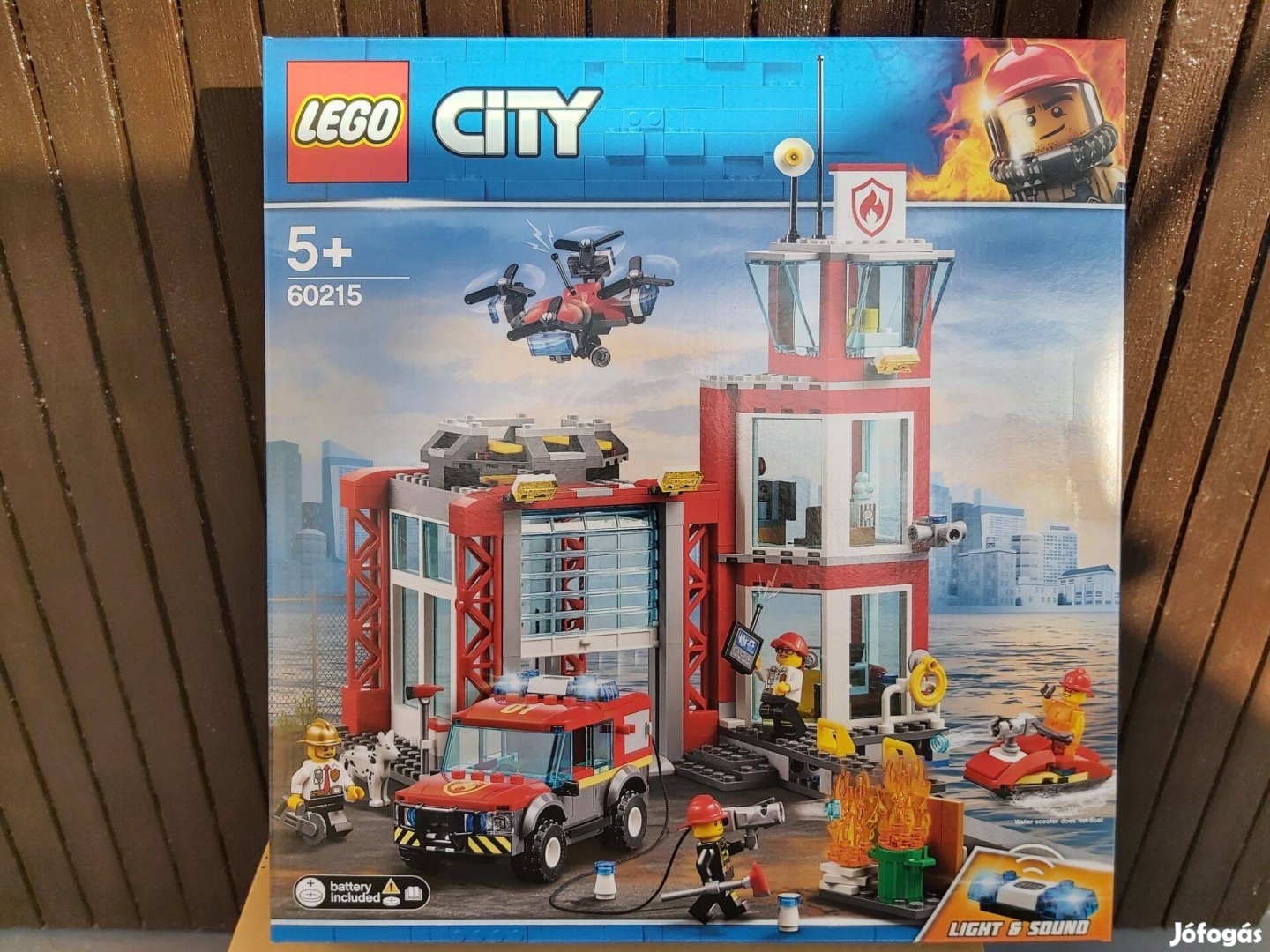 LEGO City 60215 Tűzoltóállomás Bontatlan