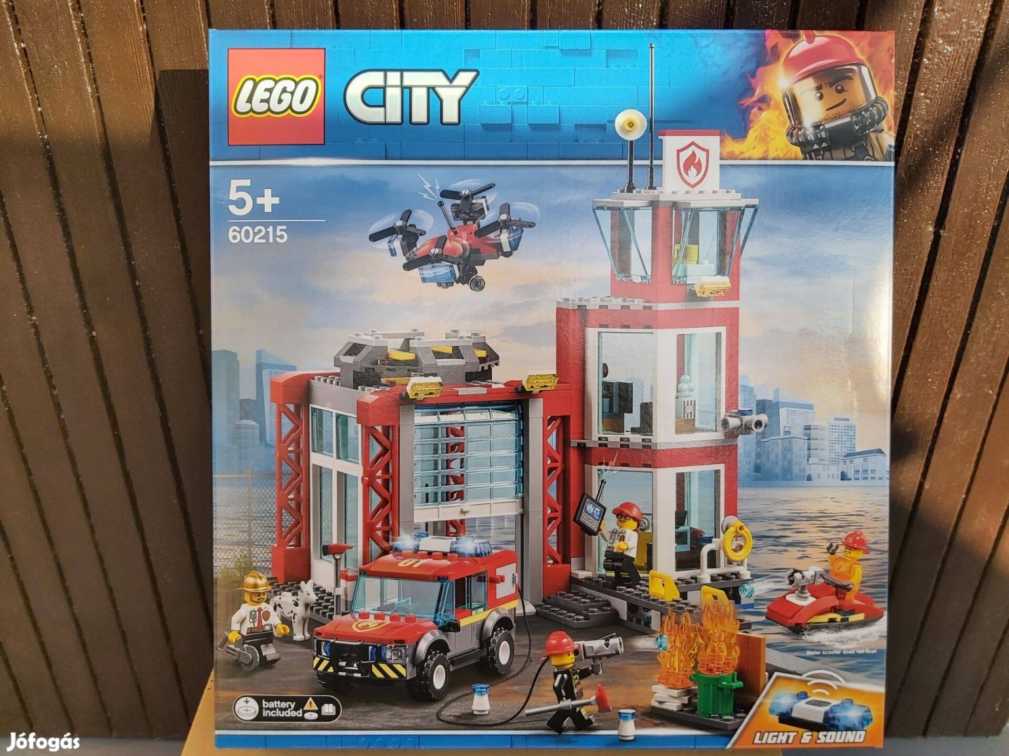 LEGO City 60215 Tűzoltóállomás Bontatlan