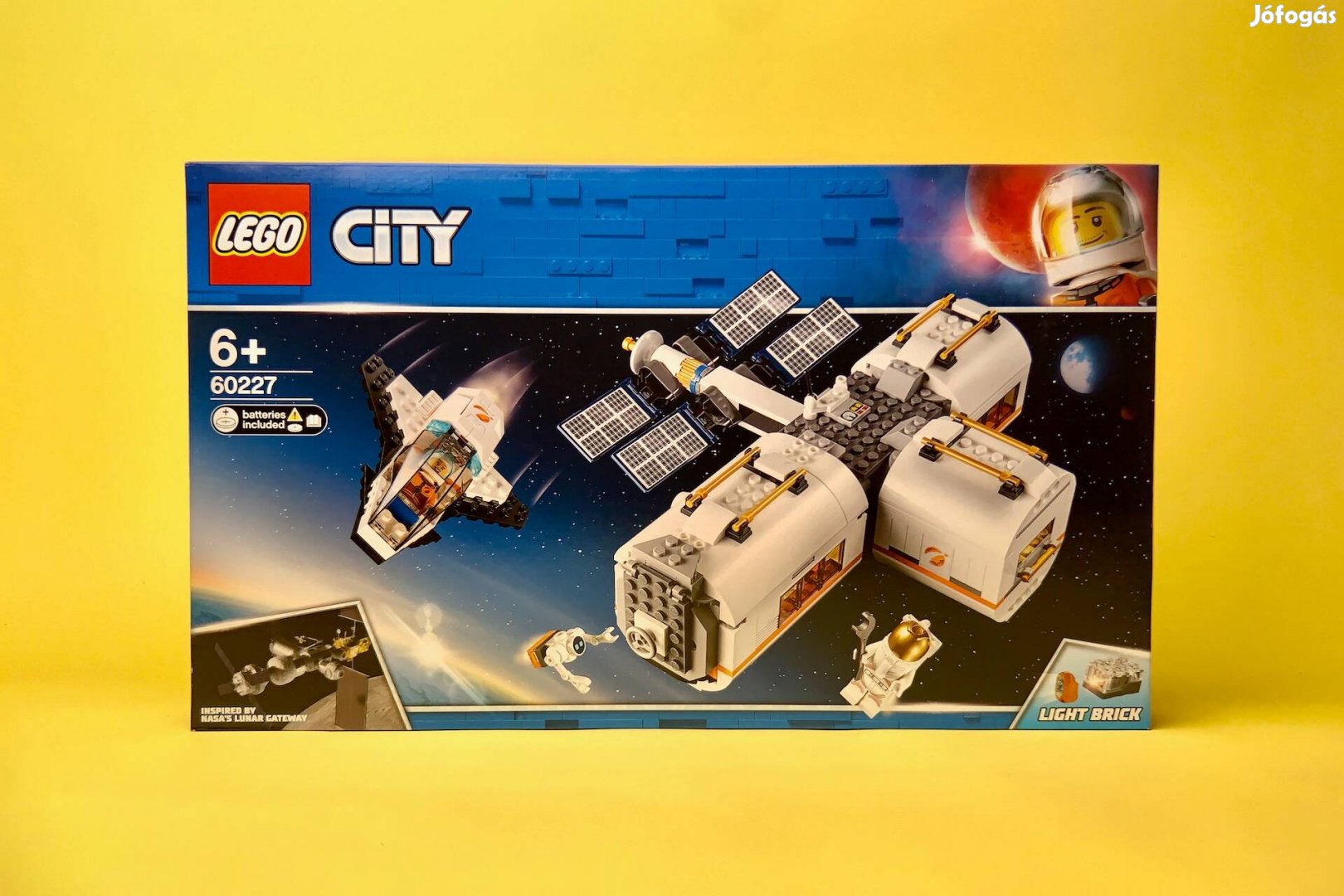 LEGO City 60227 Hold-űrállomás, Uj, Bontatlan