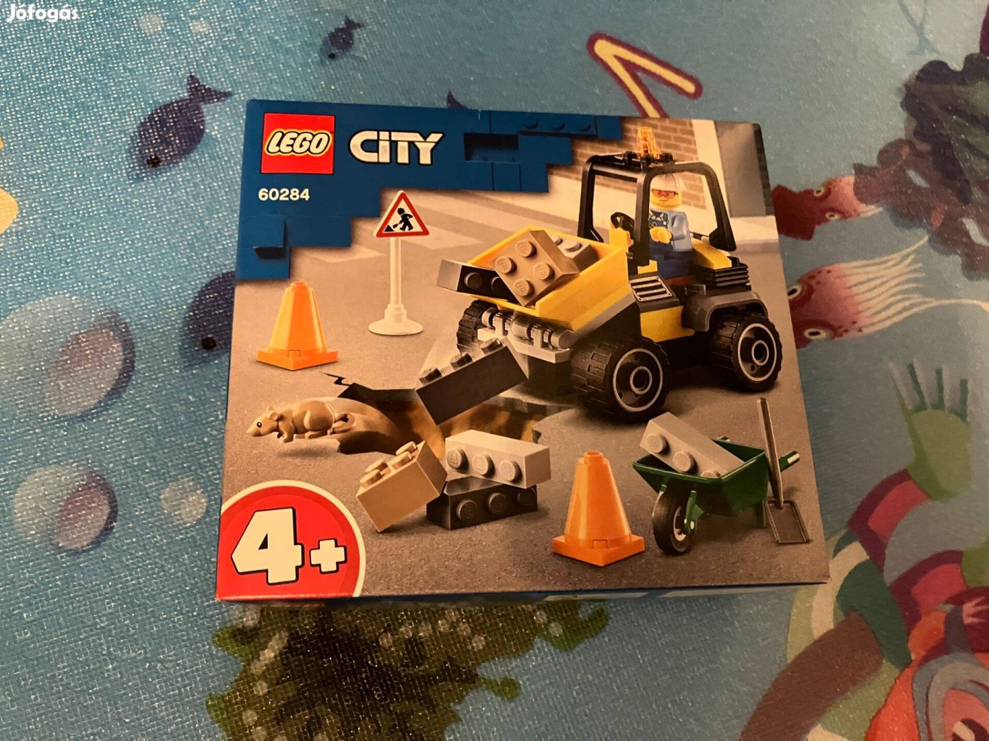 LEGO City 60284 - Útépítő autó (új, bontatlan)